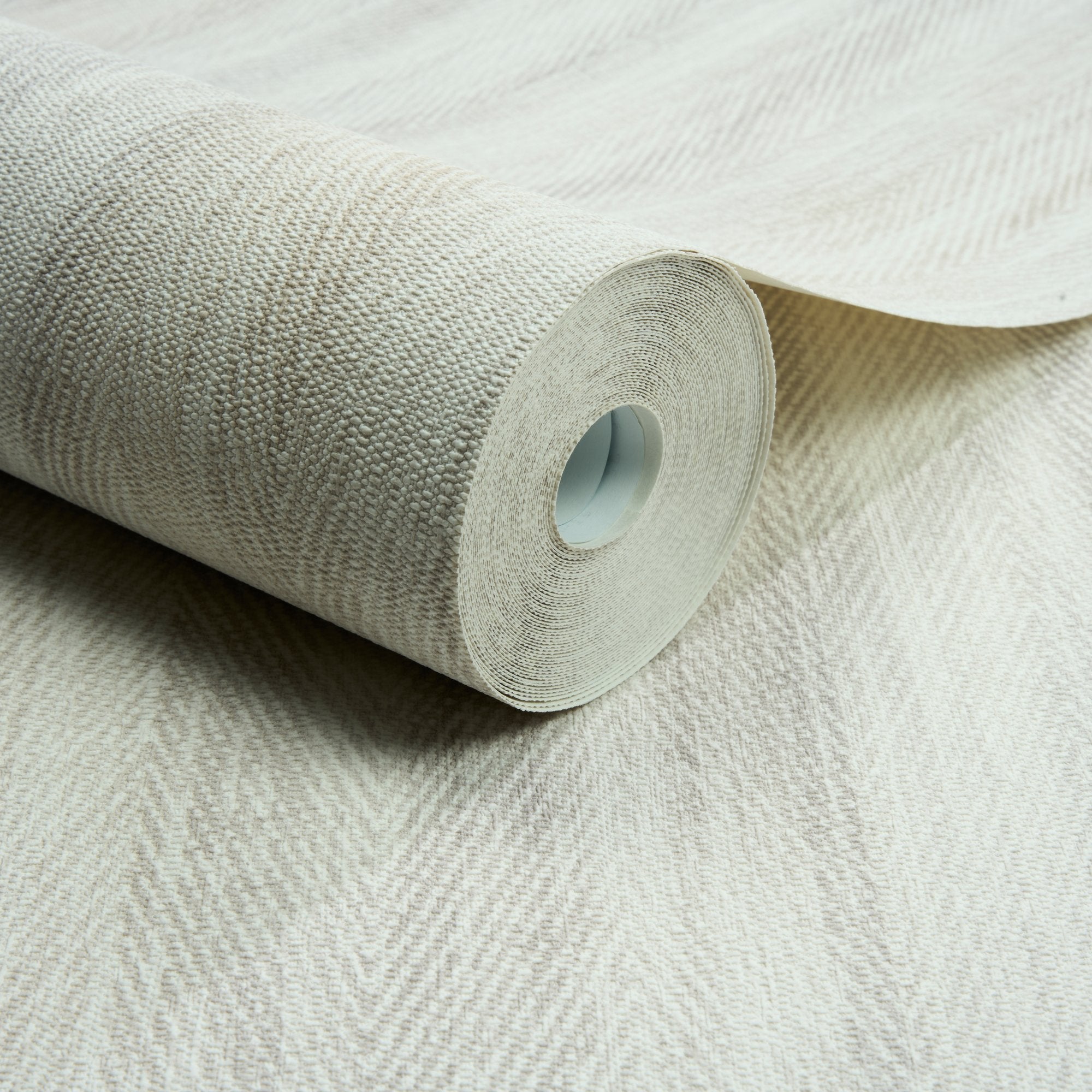 Textile Plain Wallpaper in grey color - pattern number 205106 - by Grandeco in the Textured Vibes collection