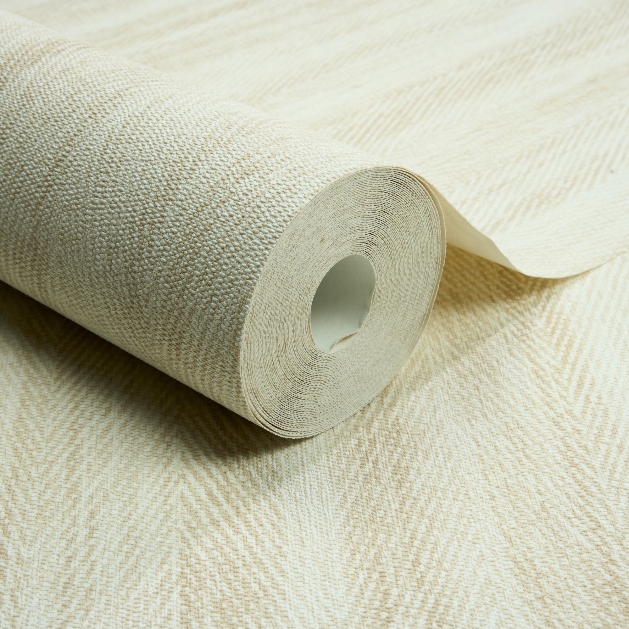 Textile Plain Wallpaper in beige color - pattern number 205107 - by Grandeco in the Textured Vibes collection