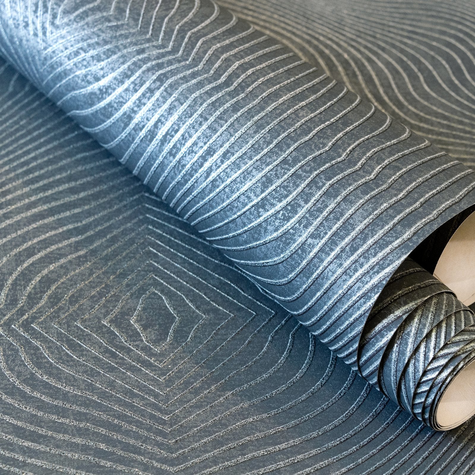 Flow Night blue wallpaper in blue color - pattern number GH30030-23 - by Galerie in the Slow Living collection