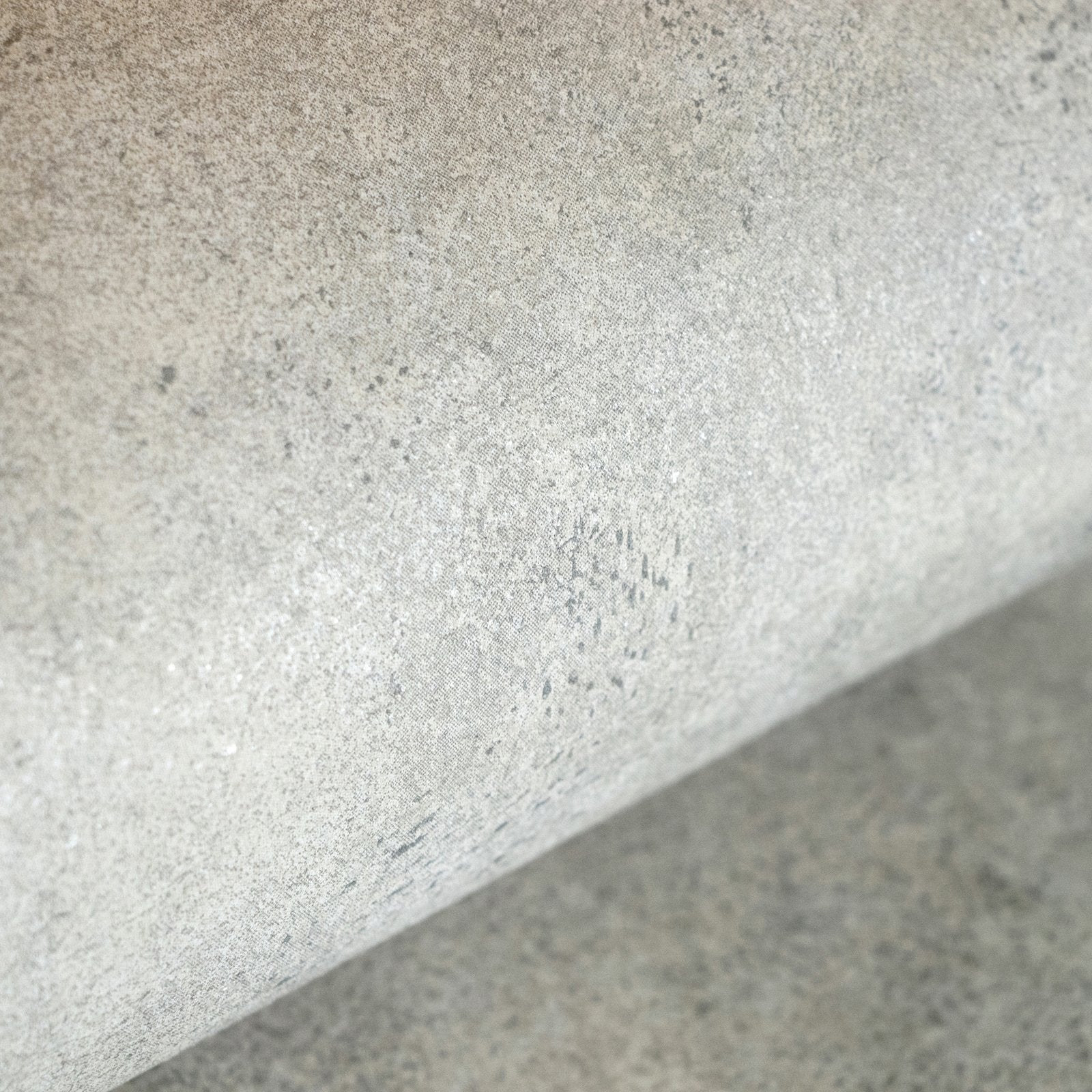 Portobello wallpaper in beige color - pattern number GH30038-23 - by Galerie in the Urban Classics collection
