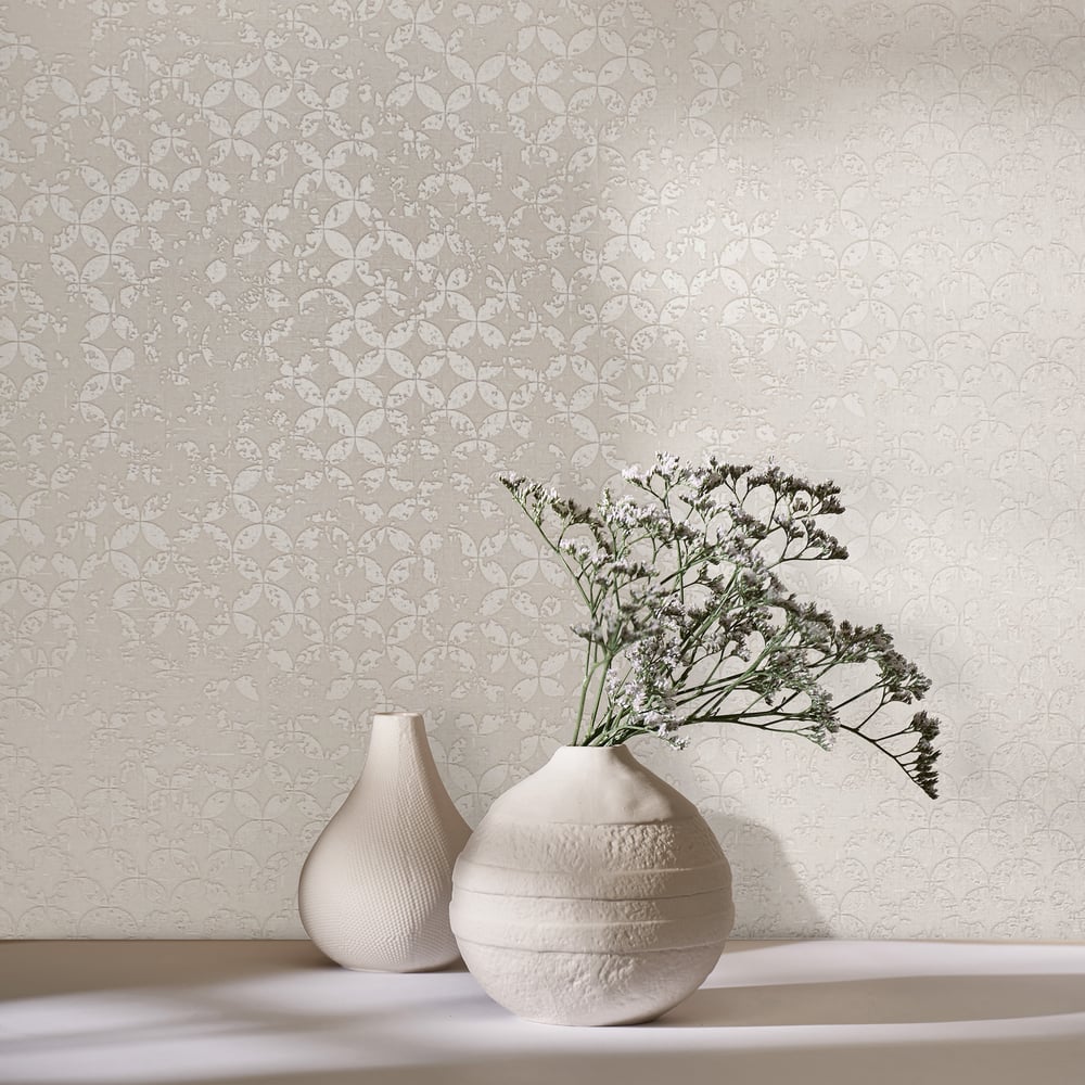 Graphics Wallpaper in beige color - pattern number 35122 - by Galerie in the City Romance collection
