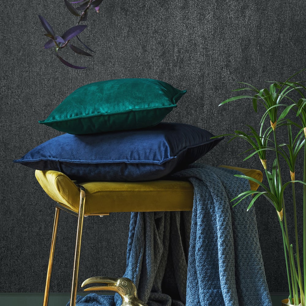 Concrete look Wallpaper in anthracite color - pattern number 35142 - by Galerie in the City Romance collection