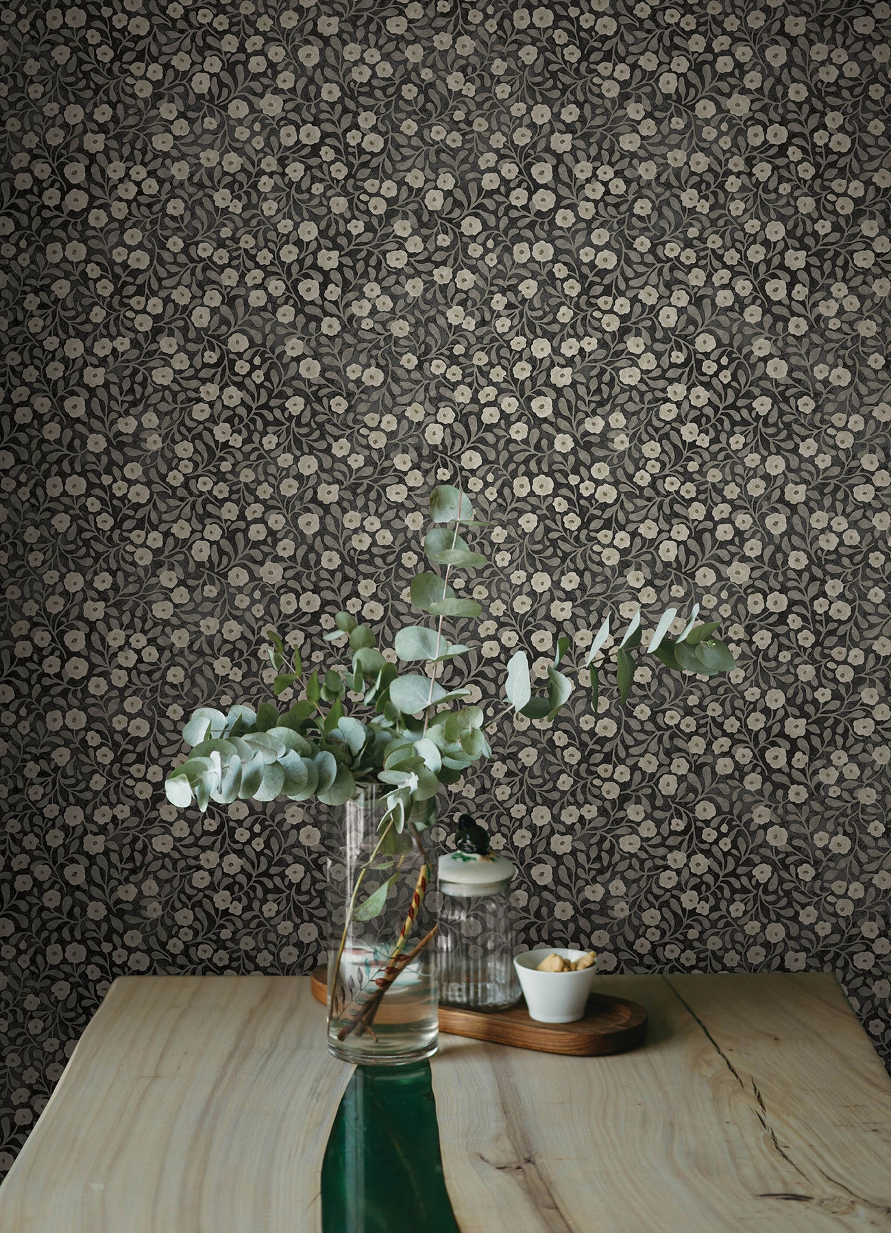 Poppy Trail wallpaper in black color - pattern number 4169-83133 - by Chesapeake in the Oak and Moss collection
