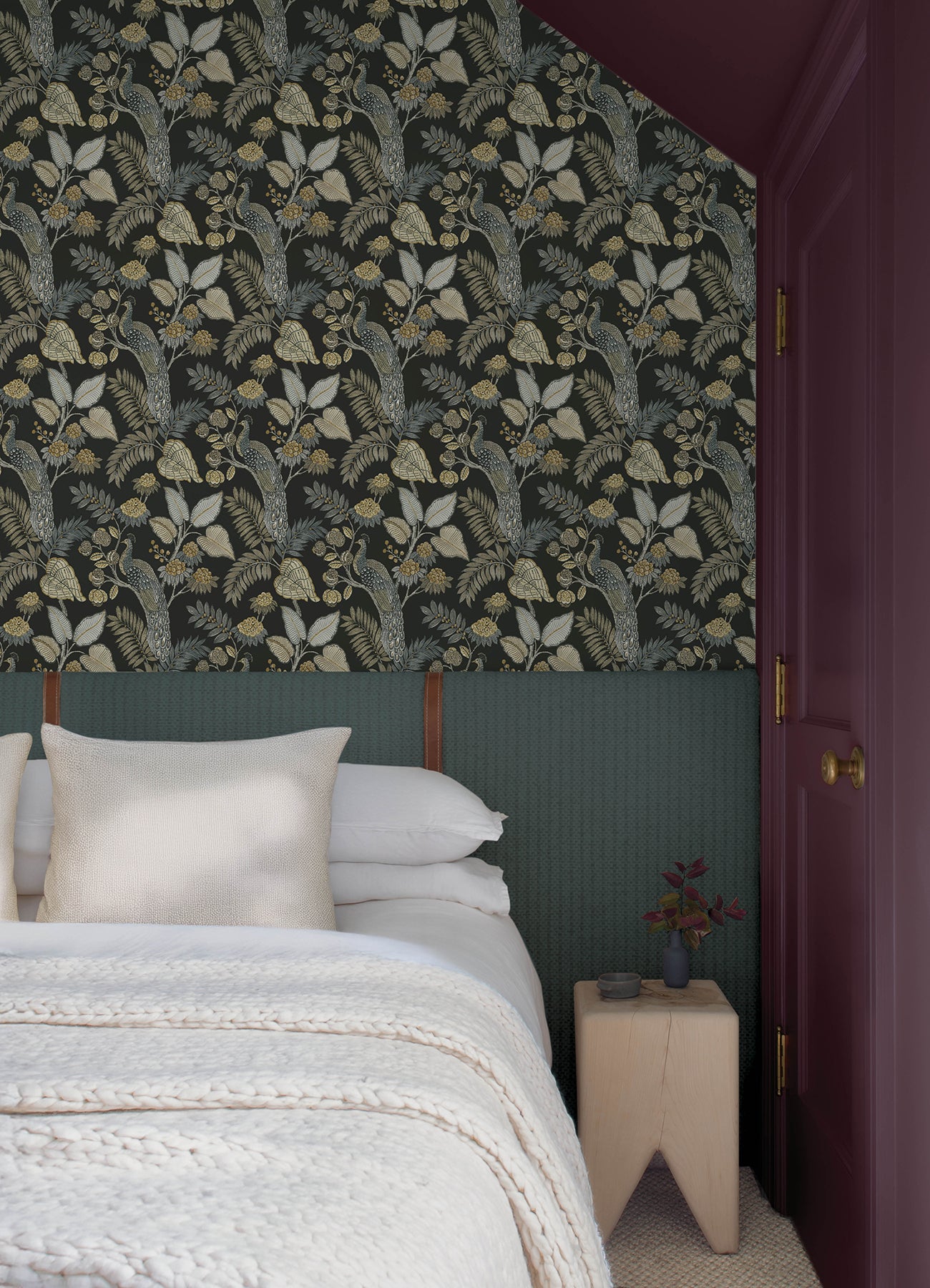 Geneva wallpaper in black color - pattern number 4173-27646 - by A Street Prints in the Chris Loves Julia collection