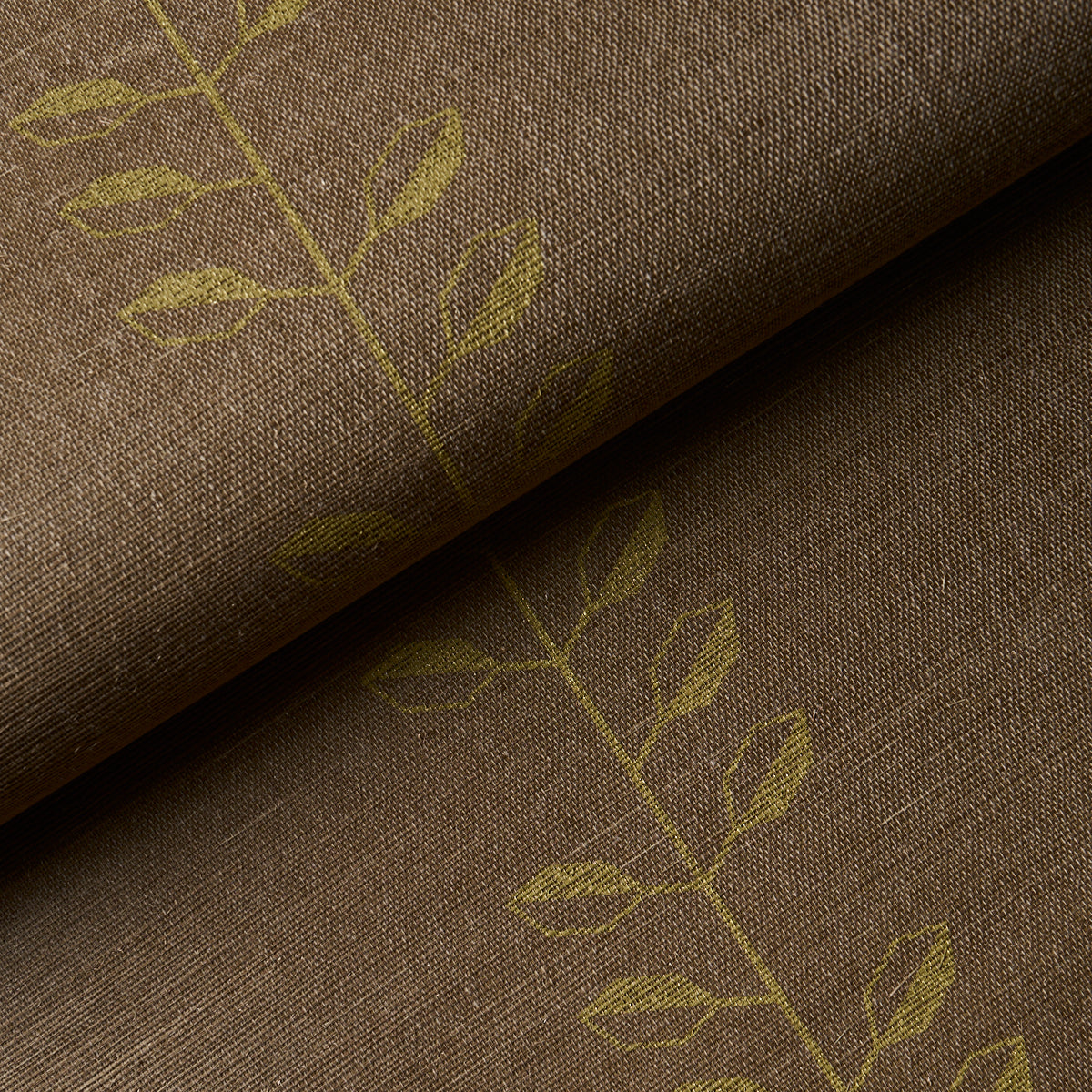 Geo Leaf Sisal Wallpaper in metallic gold and sepia color - pattern number 5016701 - by Schumacher in the Perennial Favorites collection