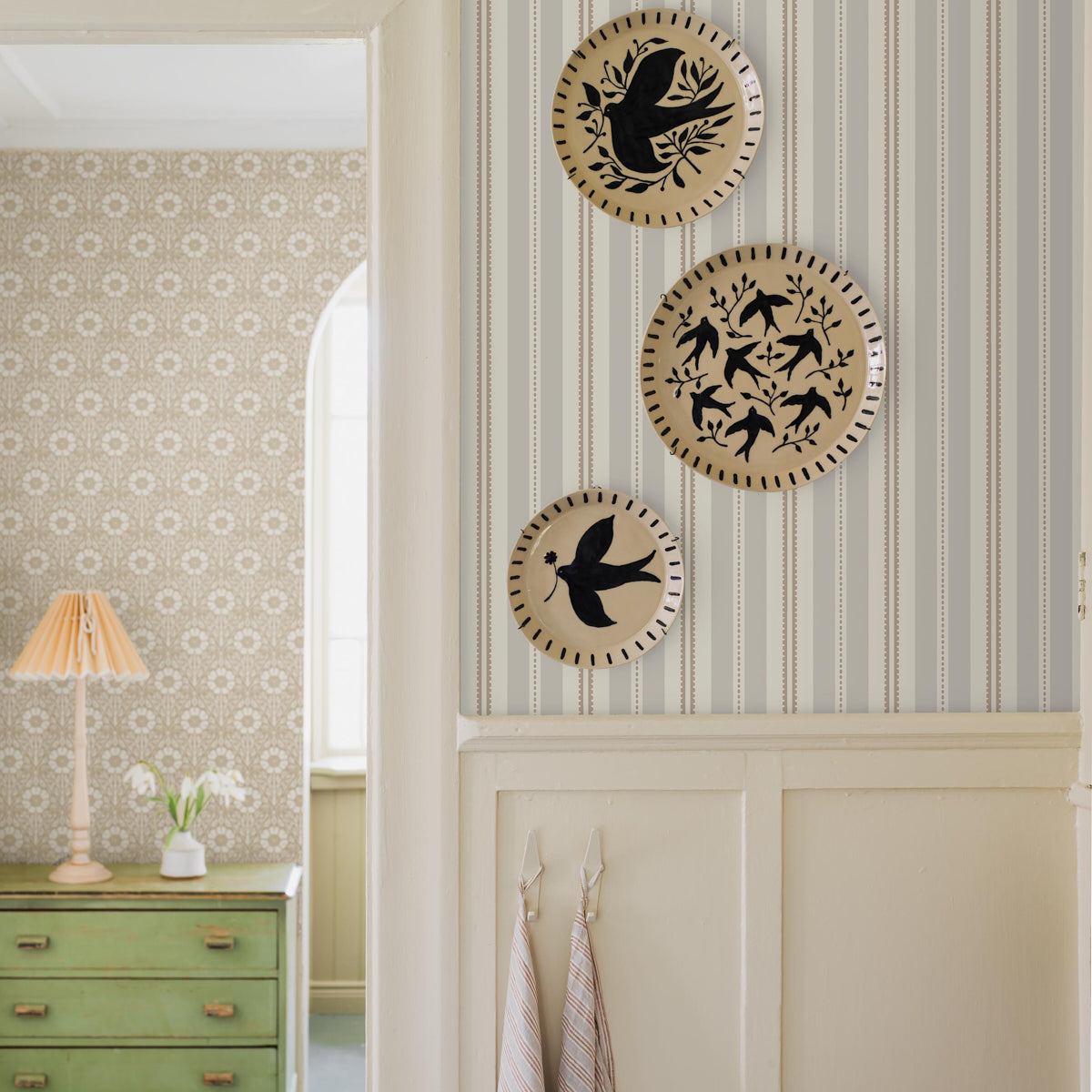 Hedda Wallpaper in stone and taupe color - pattern number 5818 - by Schumacher in the Borastapeter collection