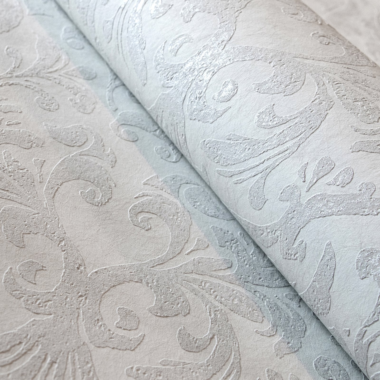 Notting Hill / Loft Damask wallpaper in cream color - pattern number GH64857-23 - by Galerie in the Urban Classics collection
