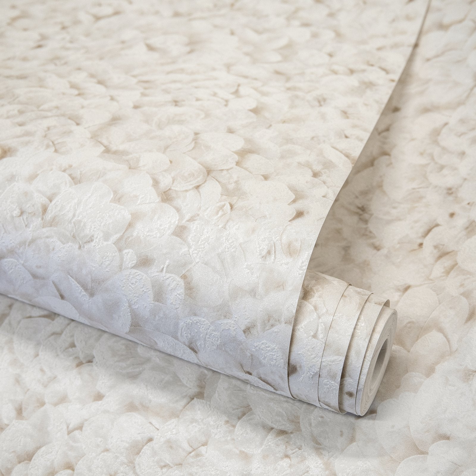Arco wallpaper in cream color - pattern number GH65311-23 - by Galerie in the Salt collection