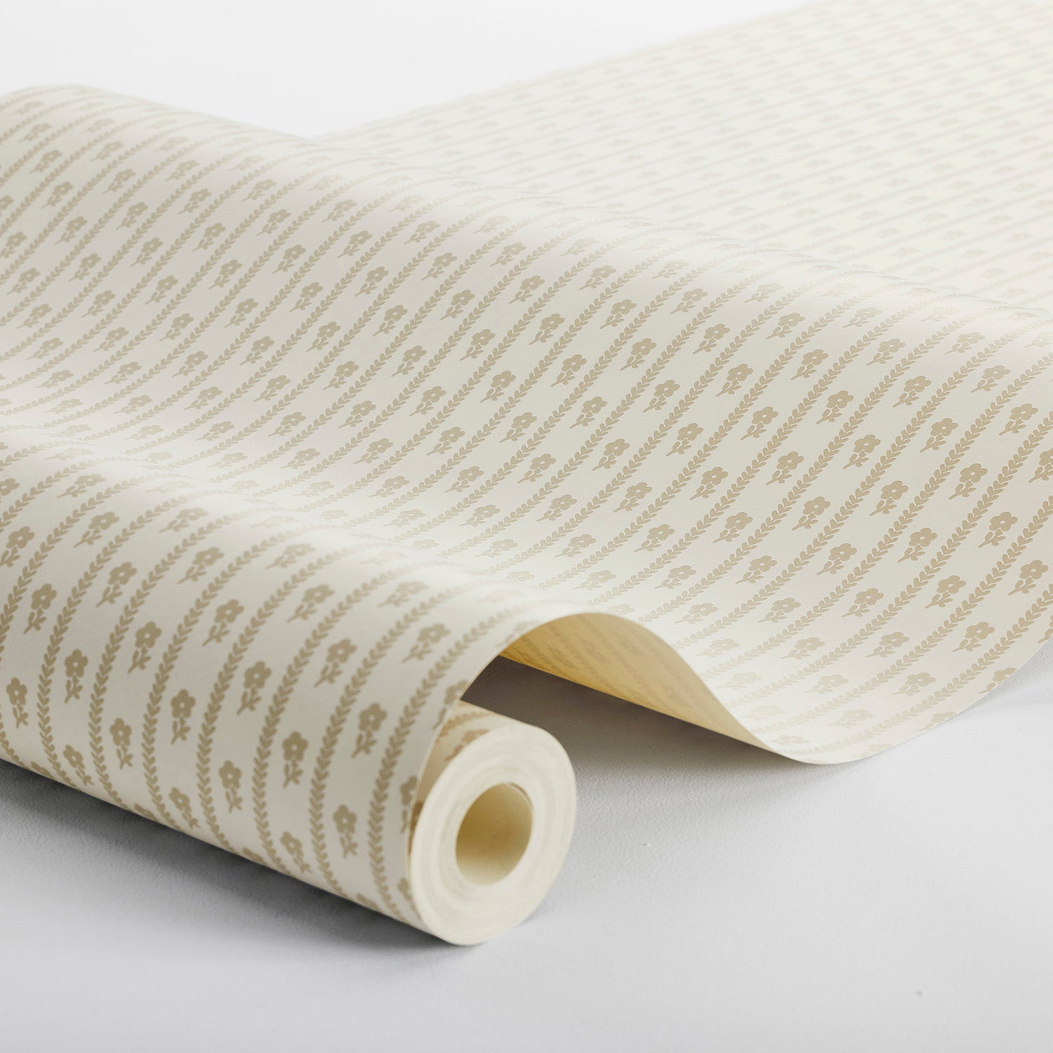 Lilla Lyckan Wallpaper in natural color - pattern number 6955 - by Schumacher in the Borastapeter collection