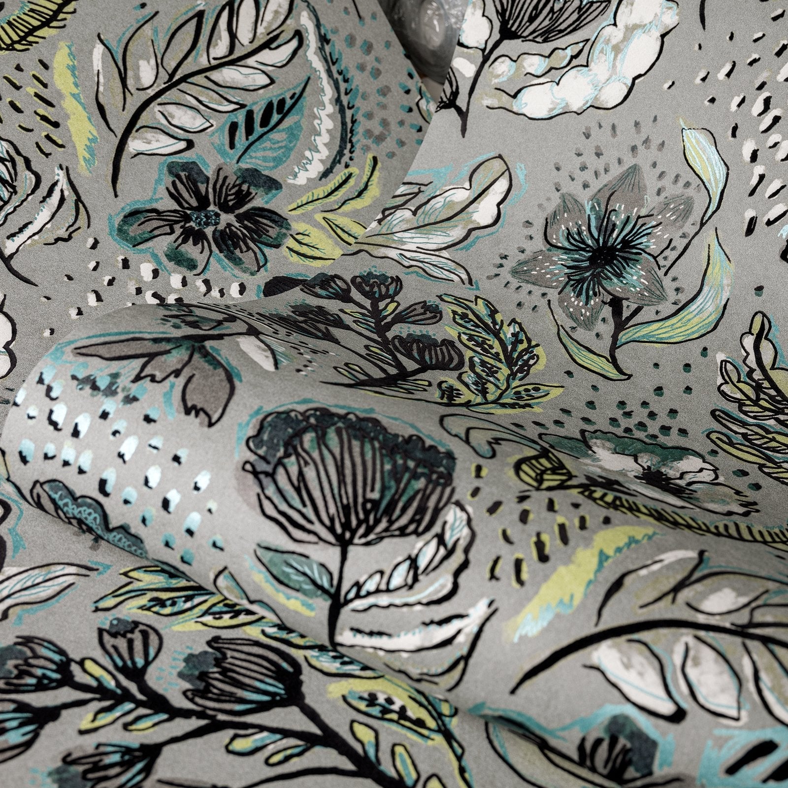 Wild Garden wallpaper in silver grey color - pattern number GH81334-23 - by Galerie in the Pepper collection