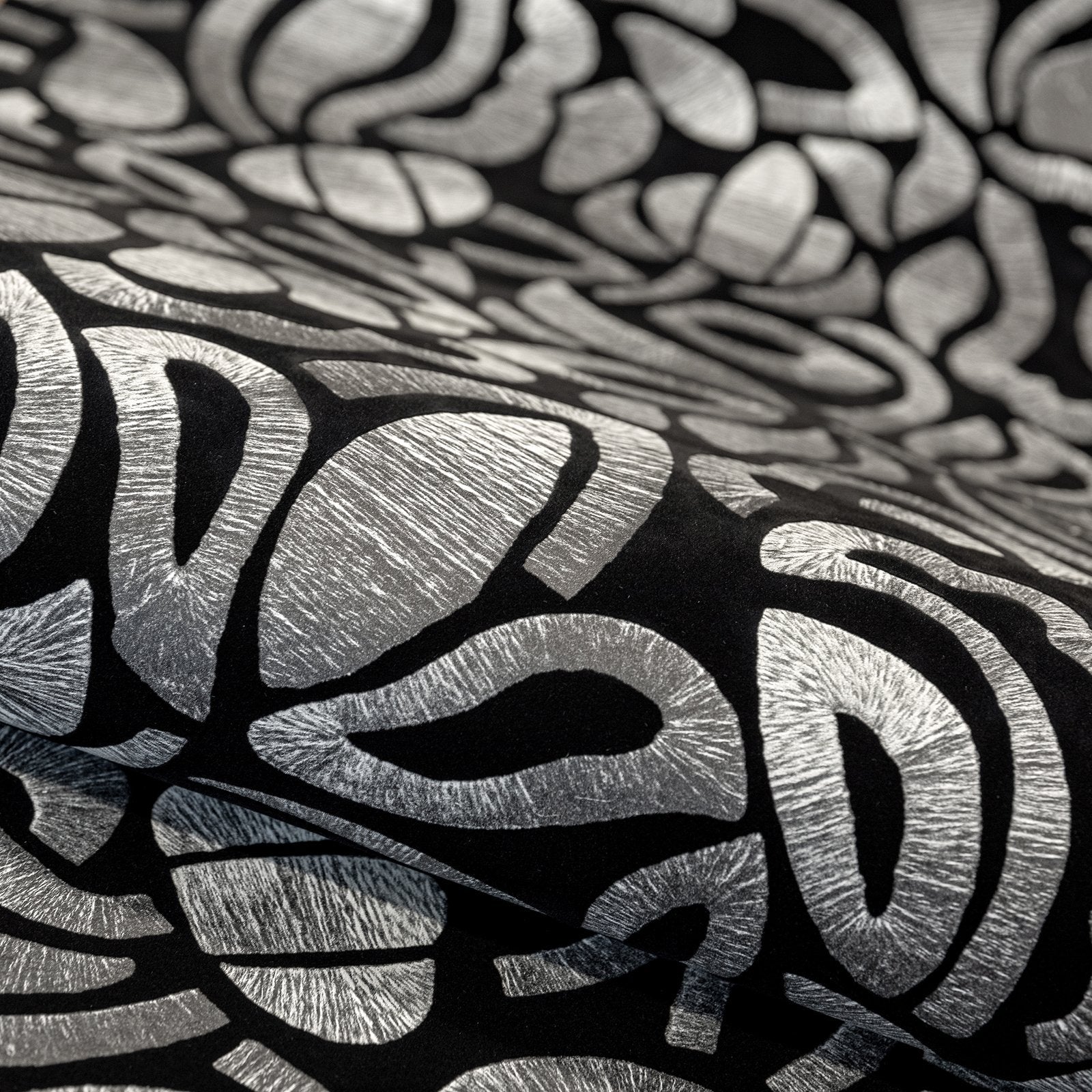 Brussels Lace wallpaper in black color - pattern number GH81338-23 - by Galerie in the Pepper collection