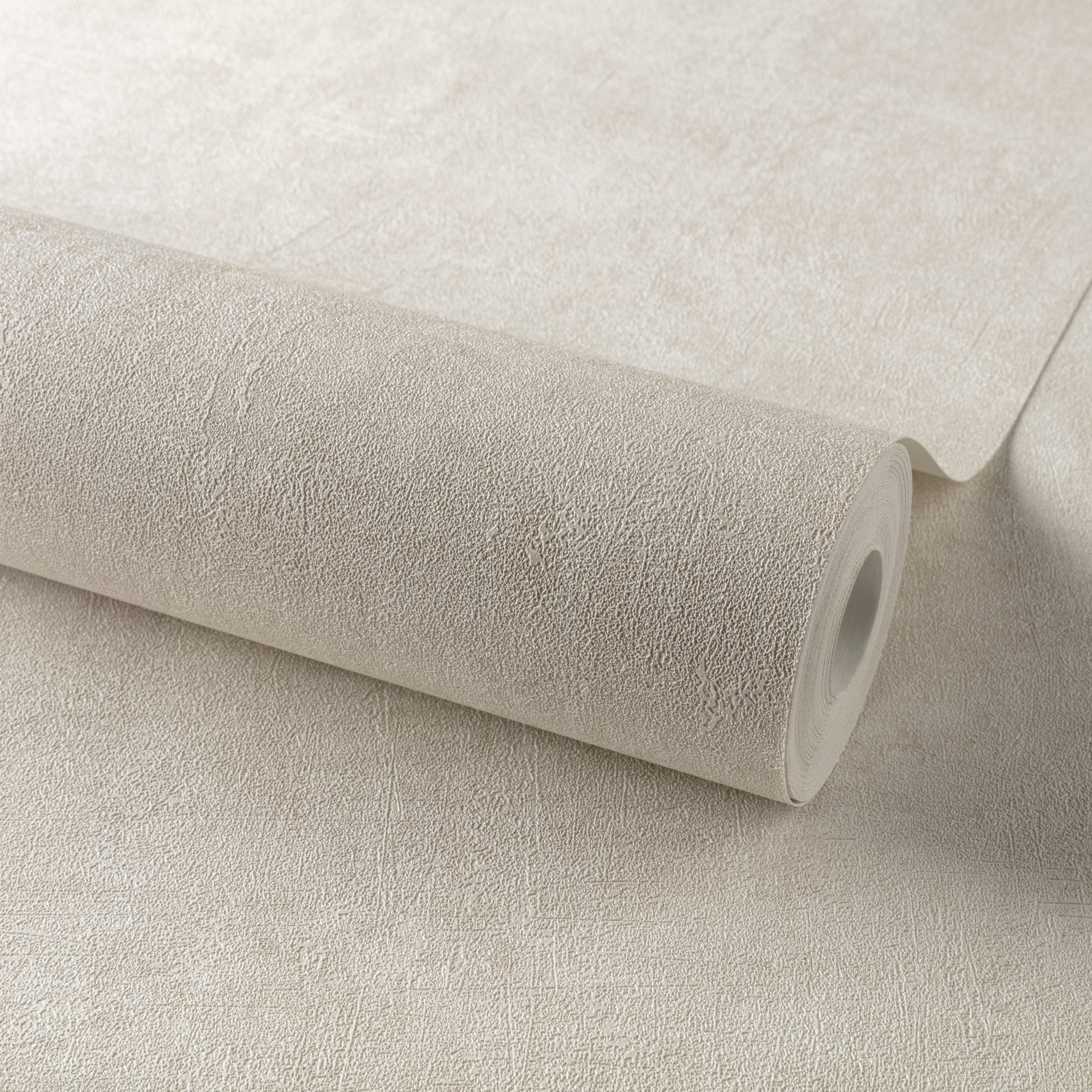 Patinated Plain Wallpaper in beige color - pattern number A51517 - by Grandeco in the Orom II collection