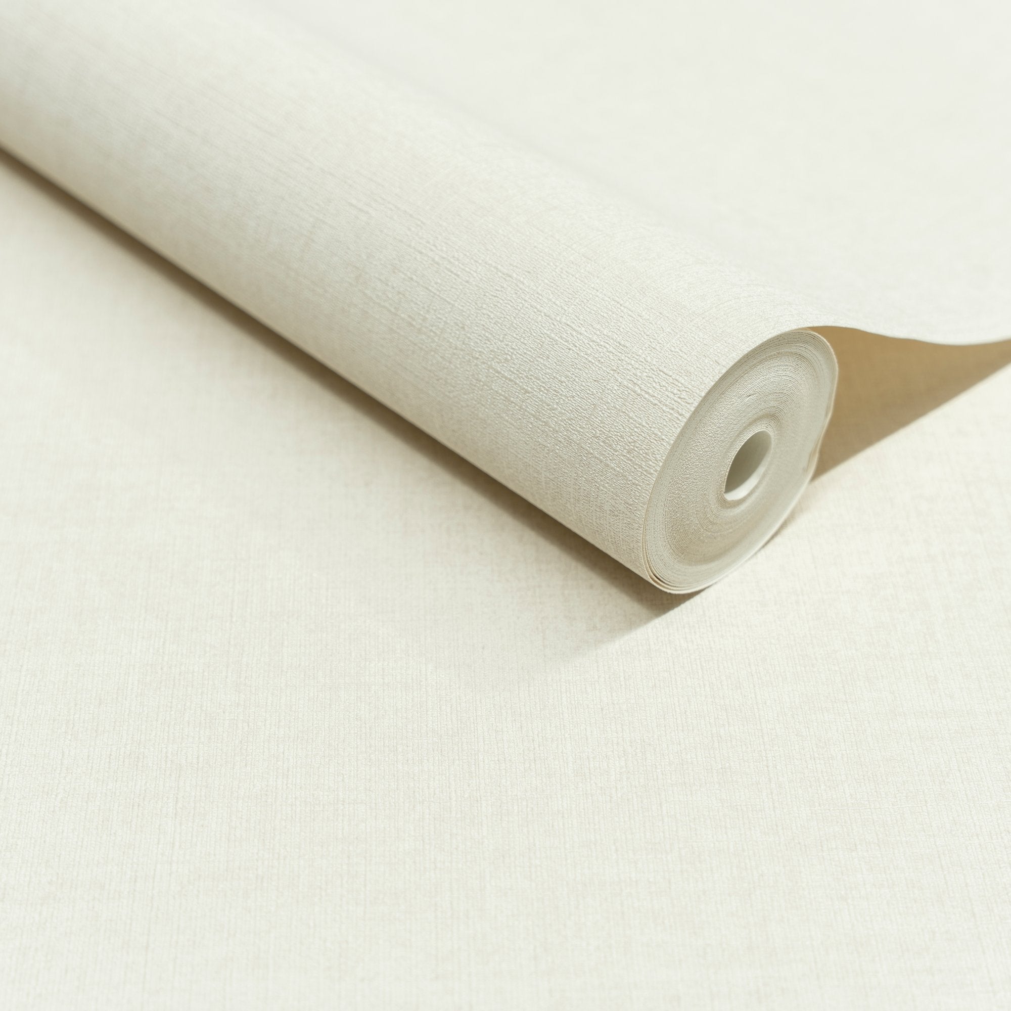 Textile Plain Wallpaper in cream color - pattern number INA71002 - by Grandeco in the Inia collection
