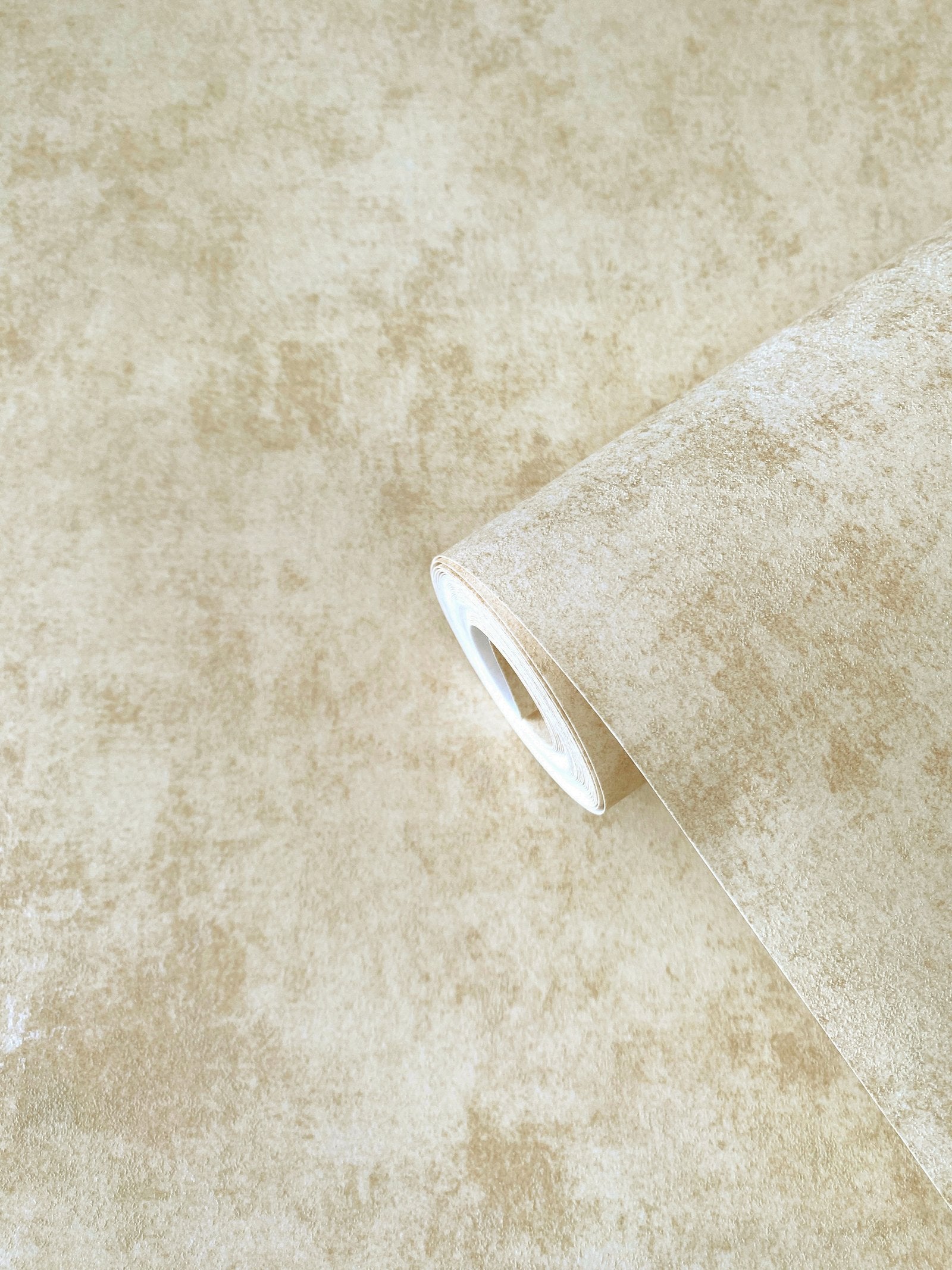 Metallic Plaster wallpaper in beige color - pattern number AM22009-1 - by Galerie in the Elegance collection