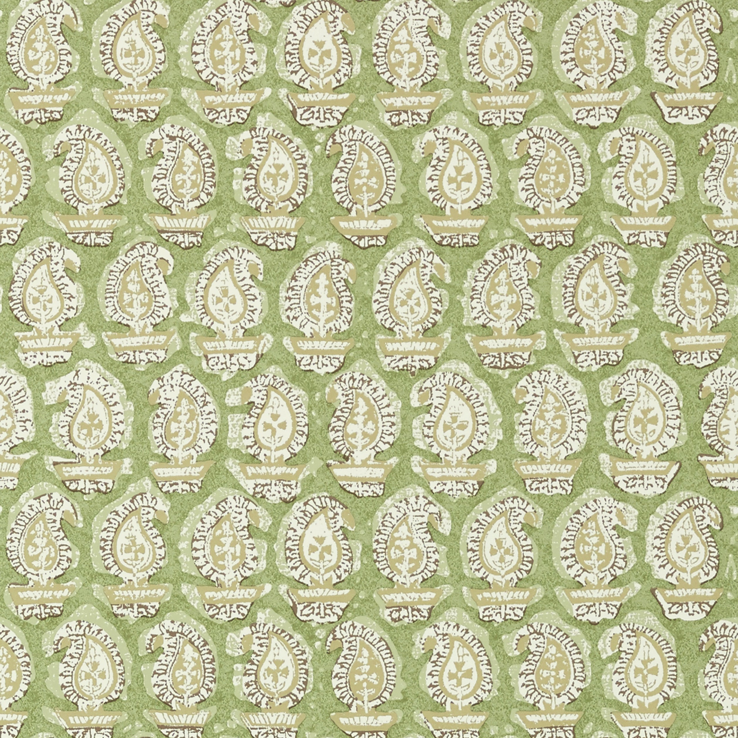 Gada Paisley wallpaper in green color - pattern number AT78784 - by Anna French in the Palampore collection