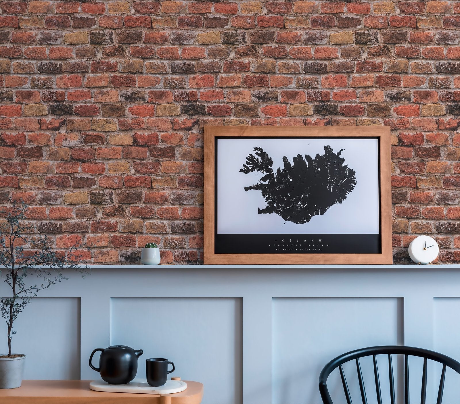 Brickshire Residents Motif wallpaper in red color - pattern number BB51115 - by Galerie in the The Bricks And More collection