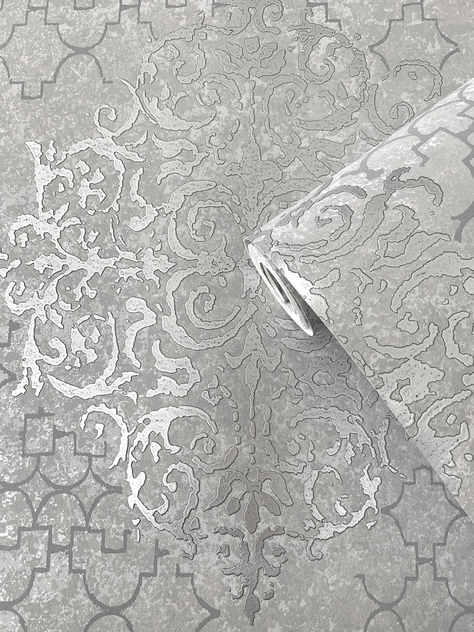 Damask wallpaper in silver grey color - pattern number CM2483 - by Galerie in the Lustre collection
