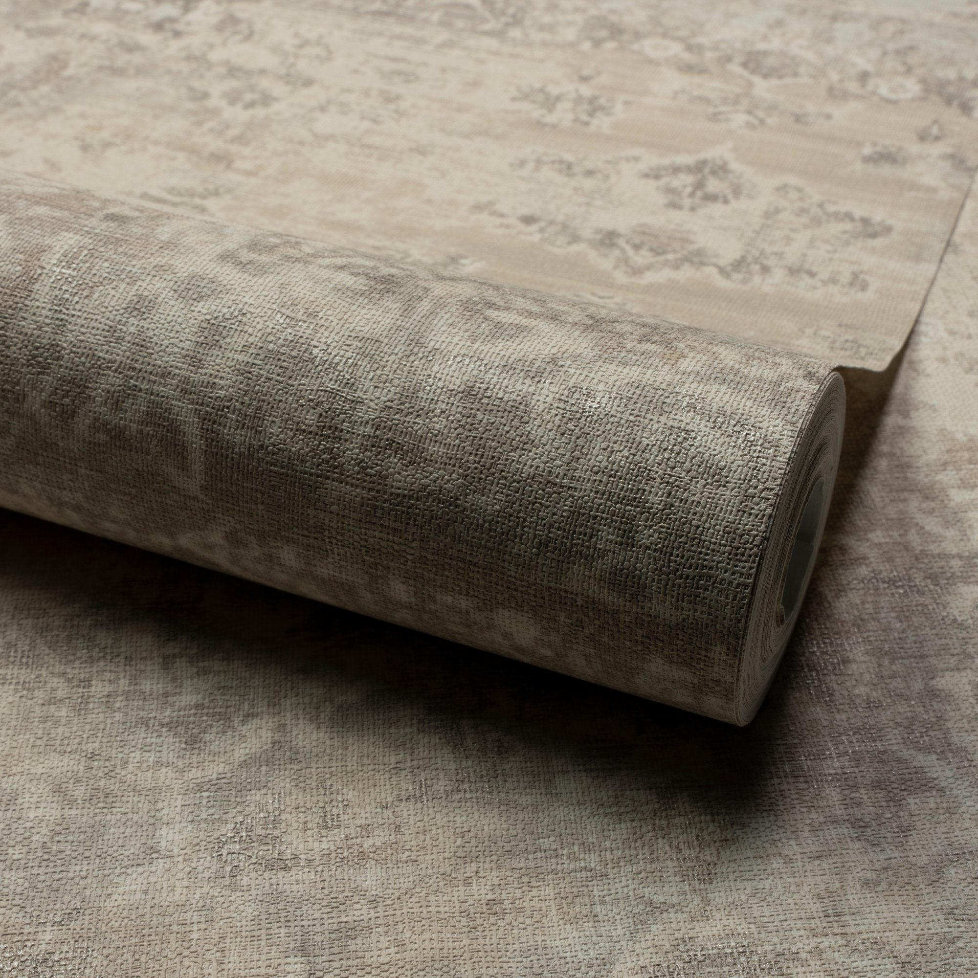 Worn Tapistry Wallpaper in beige color - pattern number CO3101 - by Grandeco in the Concept collection