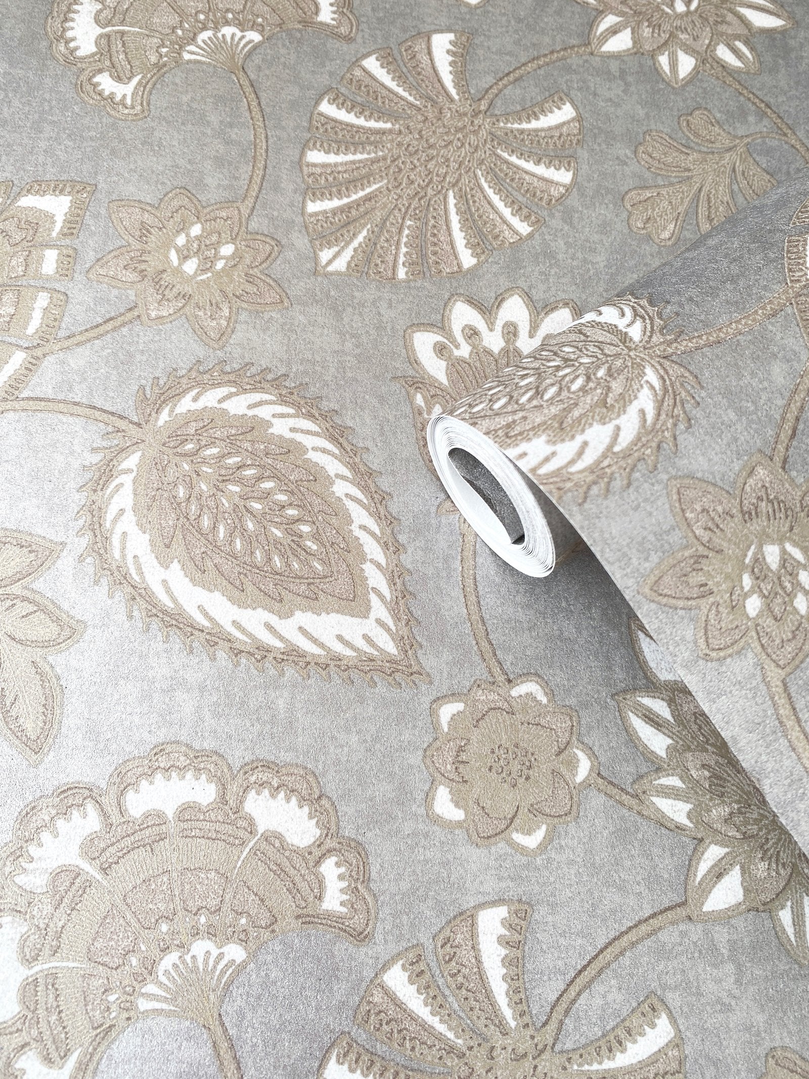 Flower Fan wallpaper in silver grey color - pattern number DWP0351-04 - by Galerie in the Elegance collection