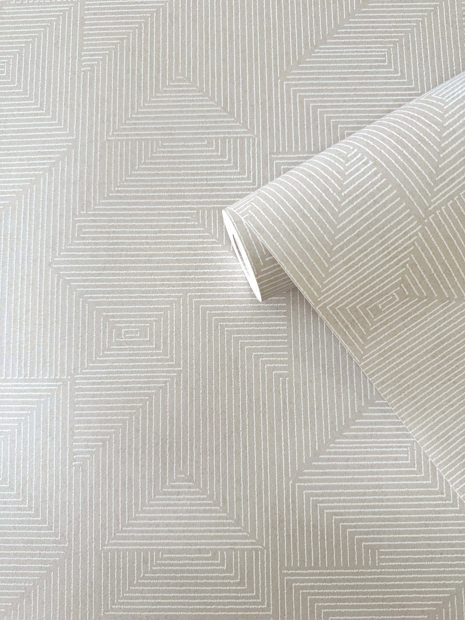 Cleopatra wallpaper in cream color - pattern number DWP0368-04 - by Galerie in the Zen collection
