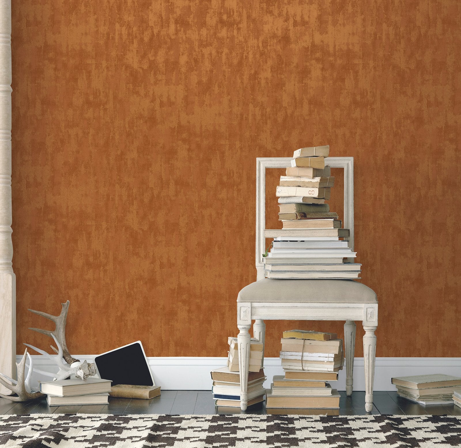 Tonal Plain wallpaper in orange color - pattern number F-VE5005 - by Galerie in the Boutique collection