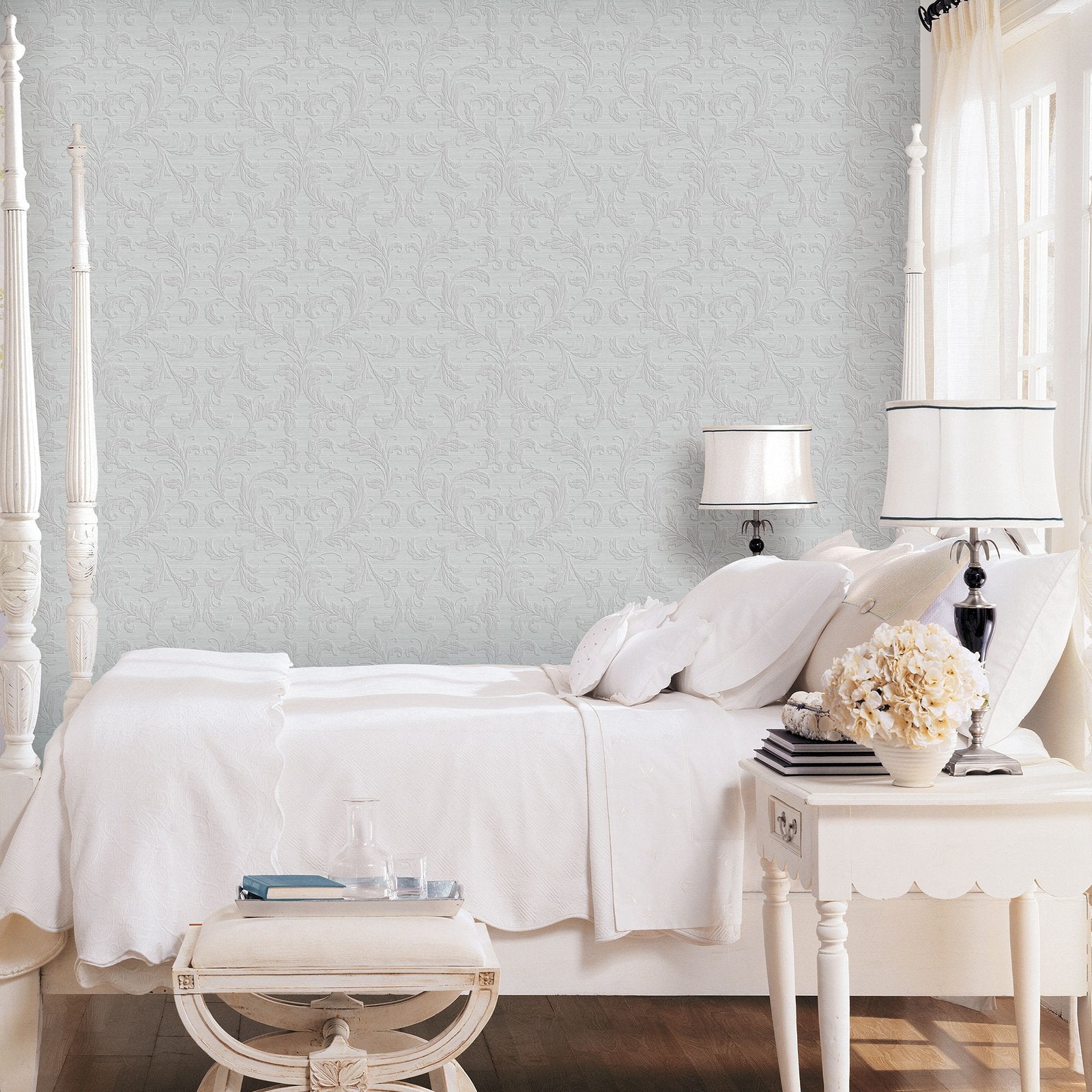 Damask wallpaper in silver grey color - pattern number G34115 - by Galerie in the Nordic Elements collection