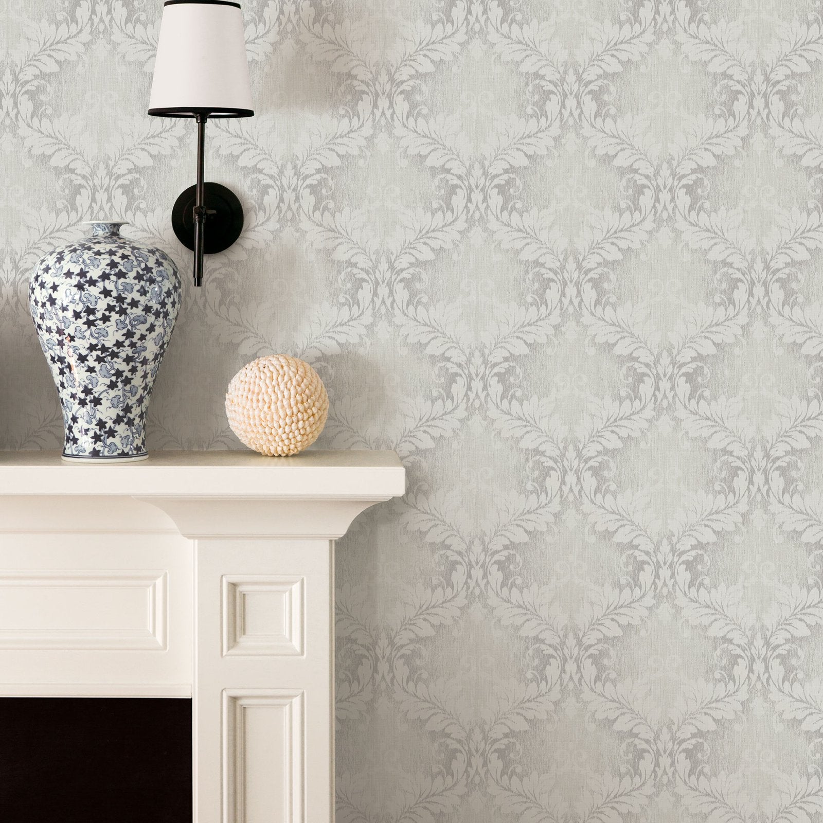 Damask wallpaper in silver grey color - pattern number G34133 - by Galerie in the Nordic Elements collection