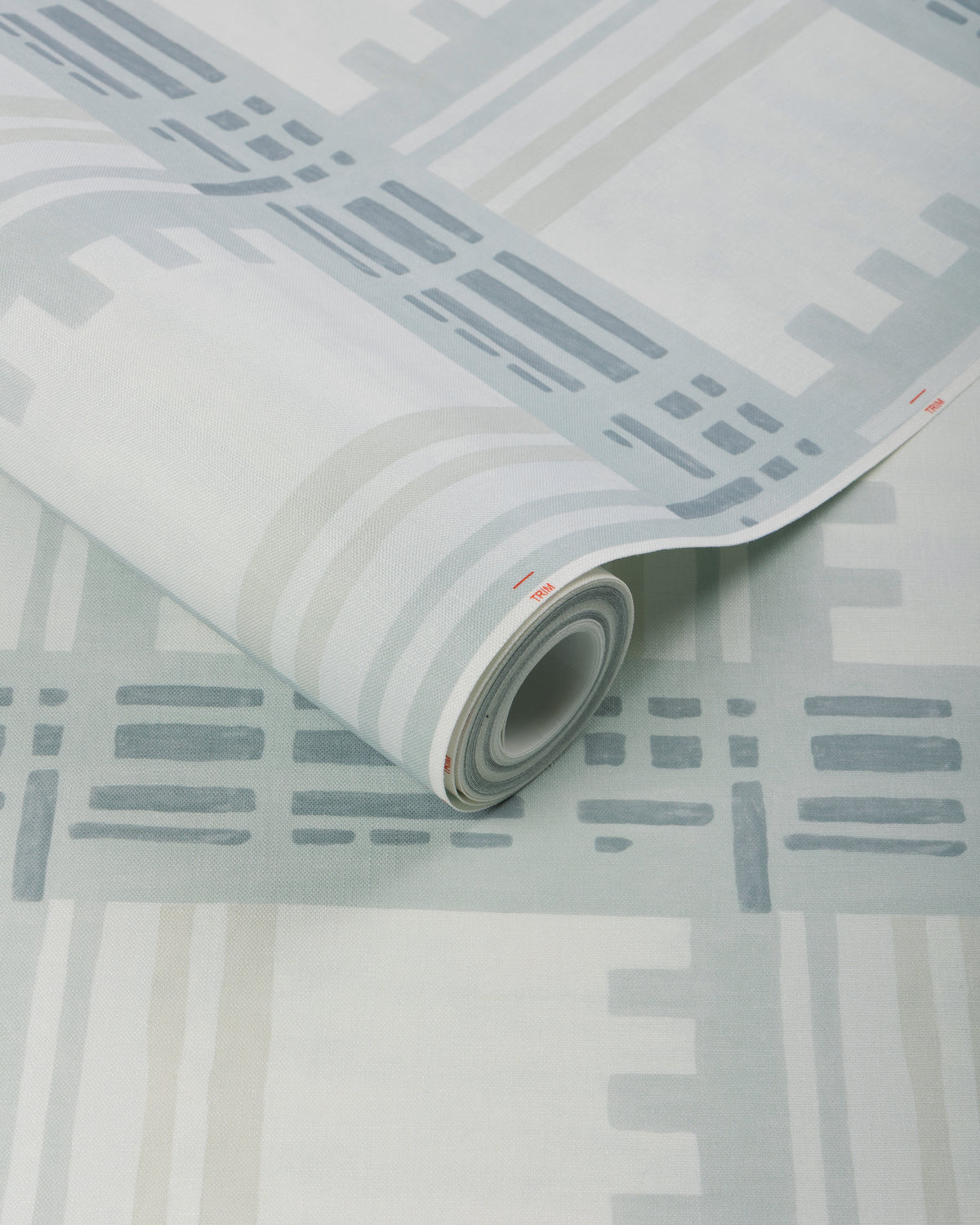Riven Wallpaper in Cloud color - pattern number GWP-3741.113.0 - by Lee Jofa Modern in the Kelly Wearstler Transit collection