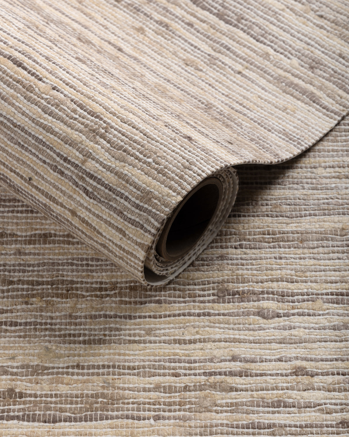 Flash Wallpaper in Desert color - pattern number GWP-3745.917.0 - by Lee Jofa Modern in the Kelly Wearstler Glyph collection