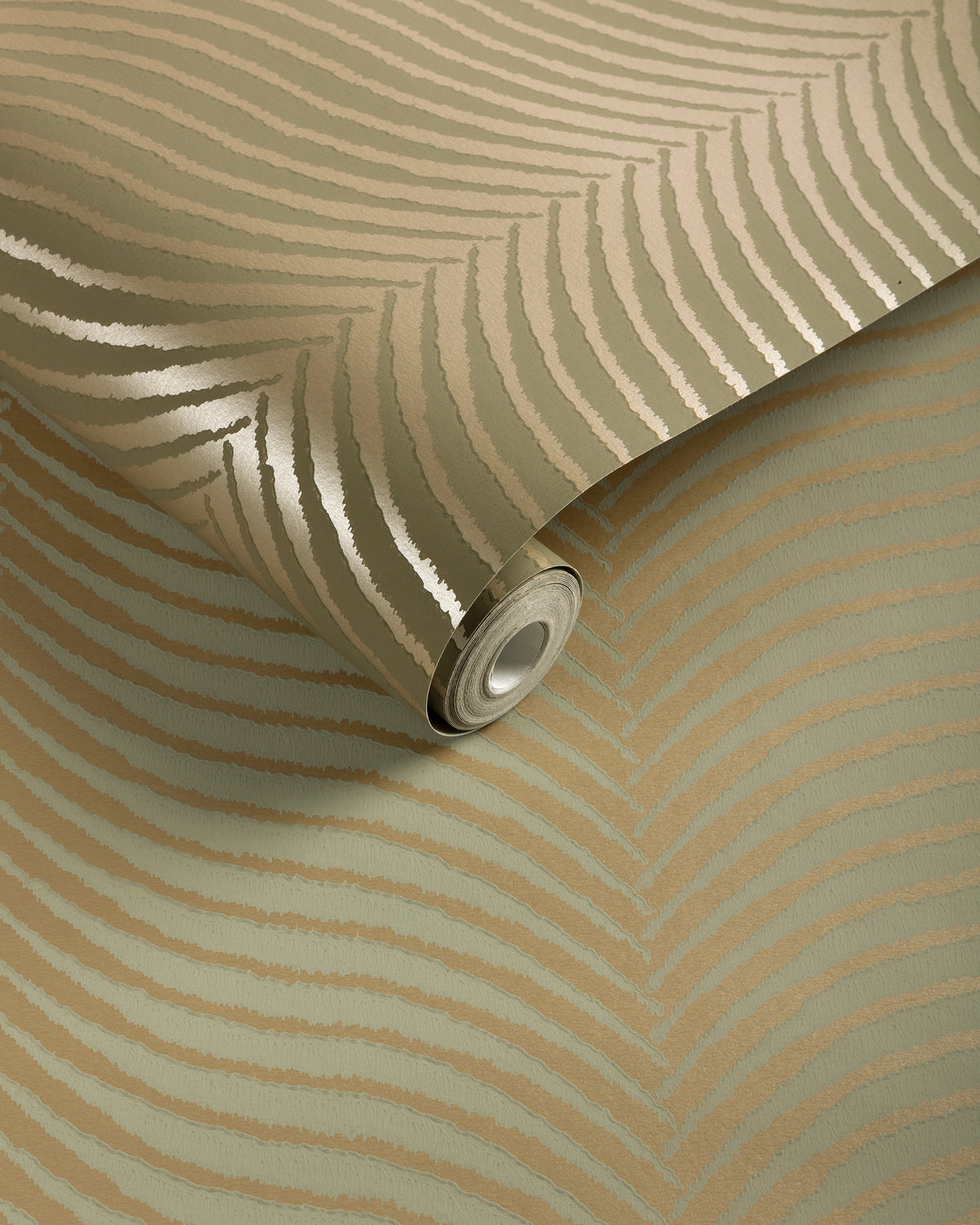 Calista Wallpaper in Peridot color - pattern number GWP-3763.30.0 - by Lee Jofa in the Calista collection