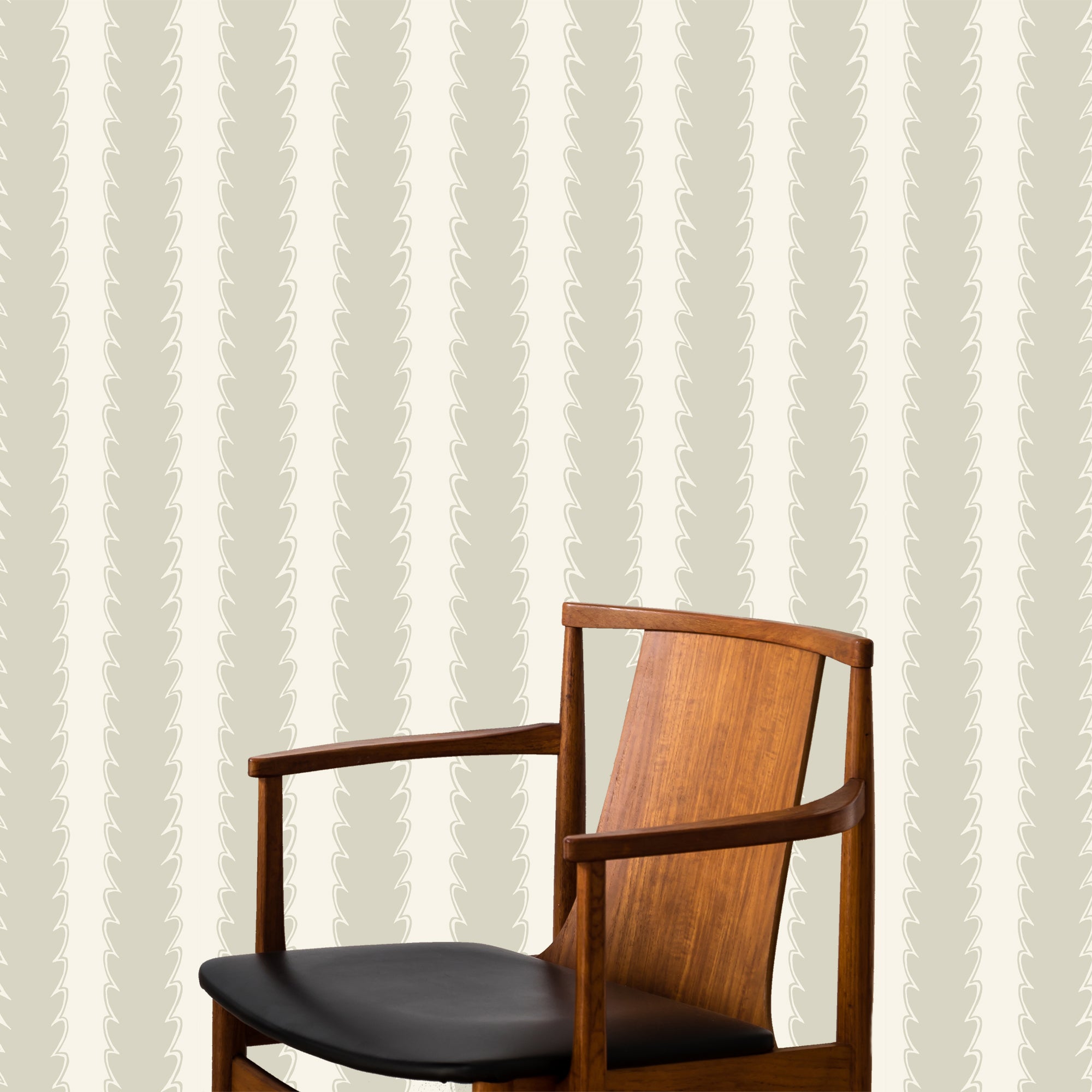 Scallop Stripe Wallpaper in rudge hill and washbrooke color - pattern number JMWRSCA.05.0 - by Kravet in the Josephine Munsey Roll collection