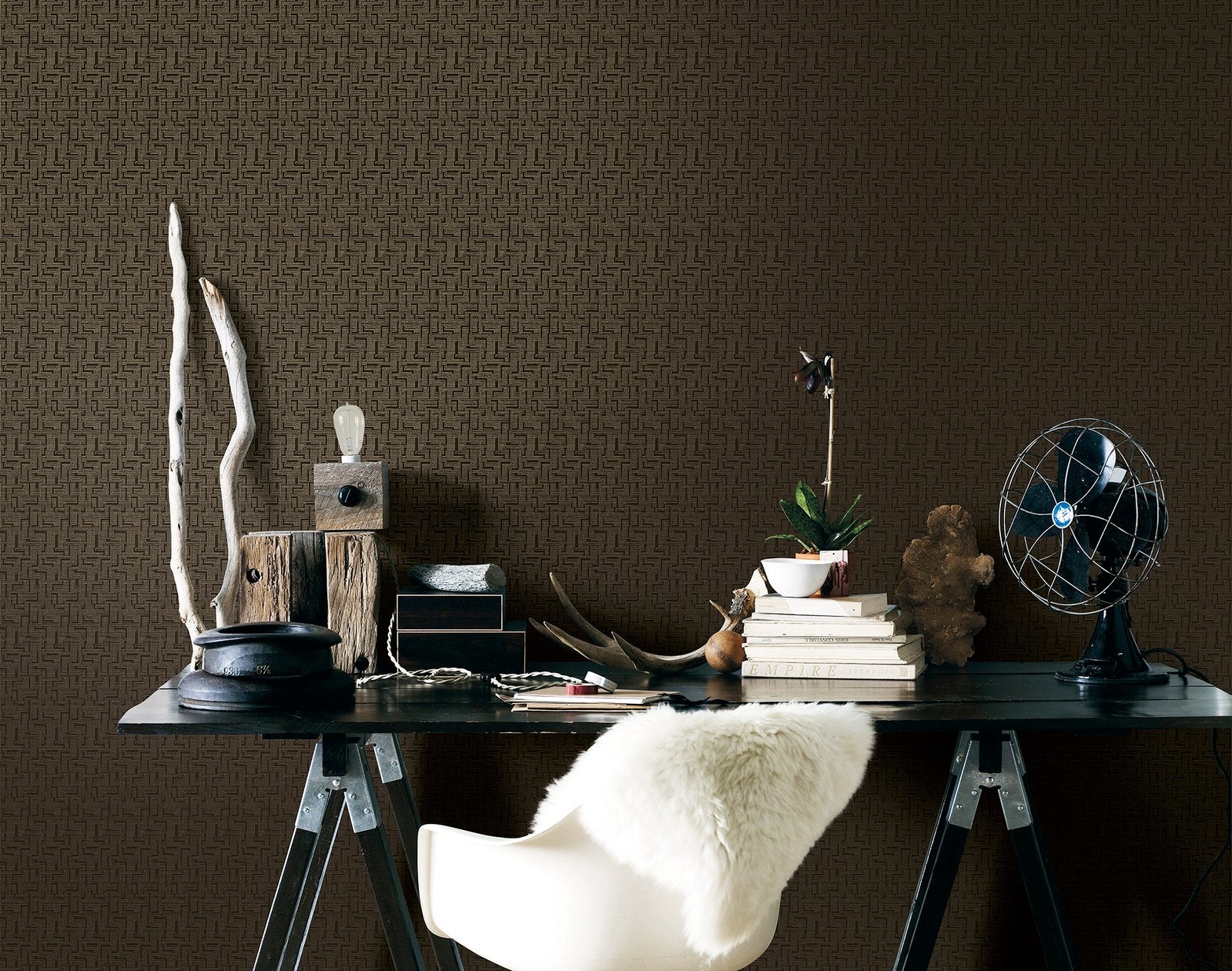Geometric wallpaper in bronze brown color - pattern number L-BD2007 - by Galerie in the Boutique collection
