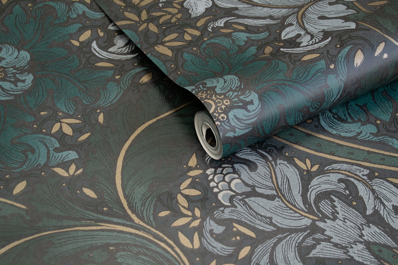 Morris Major wallpaper in blue color - pattern number LB25144 - by Galerie in the Off The Wall collection