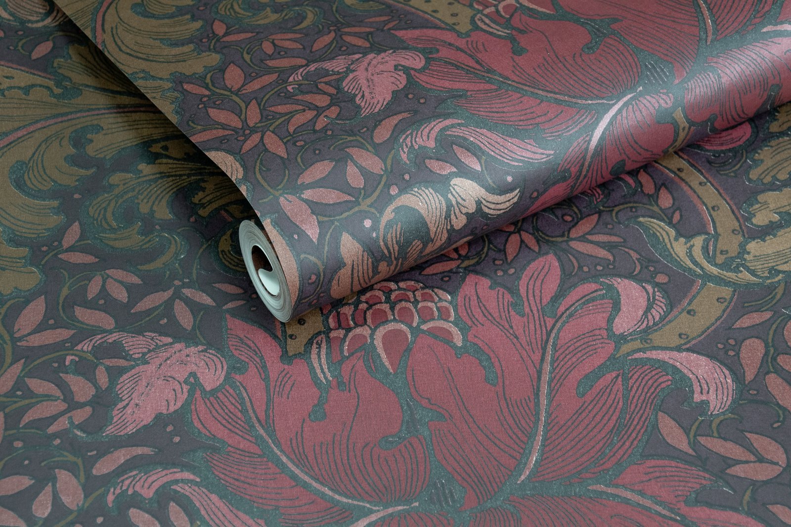 Morris Major wallpaper in red color - pattern number LB25146 - by Galerie in the Off The Wall collection