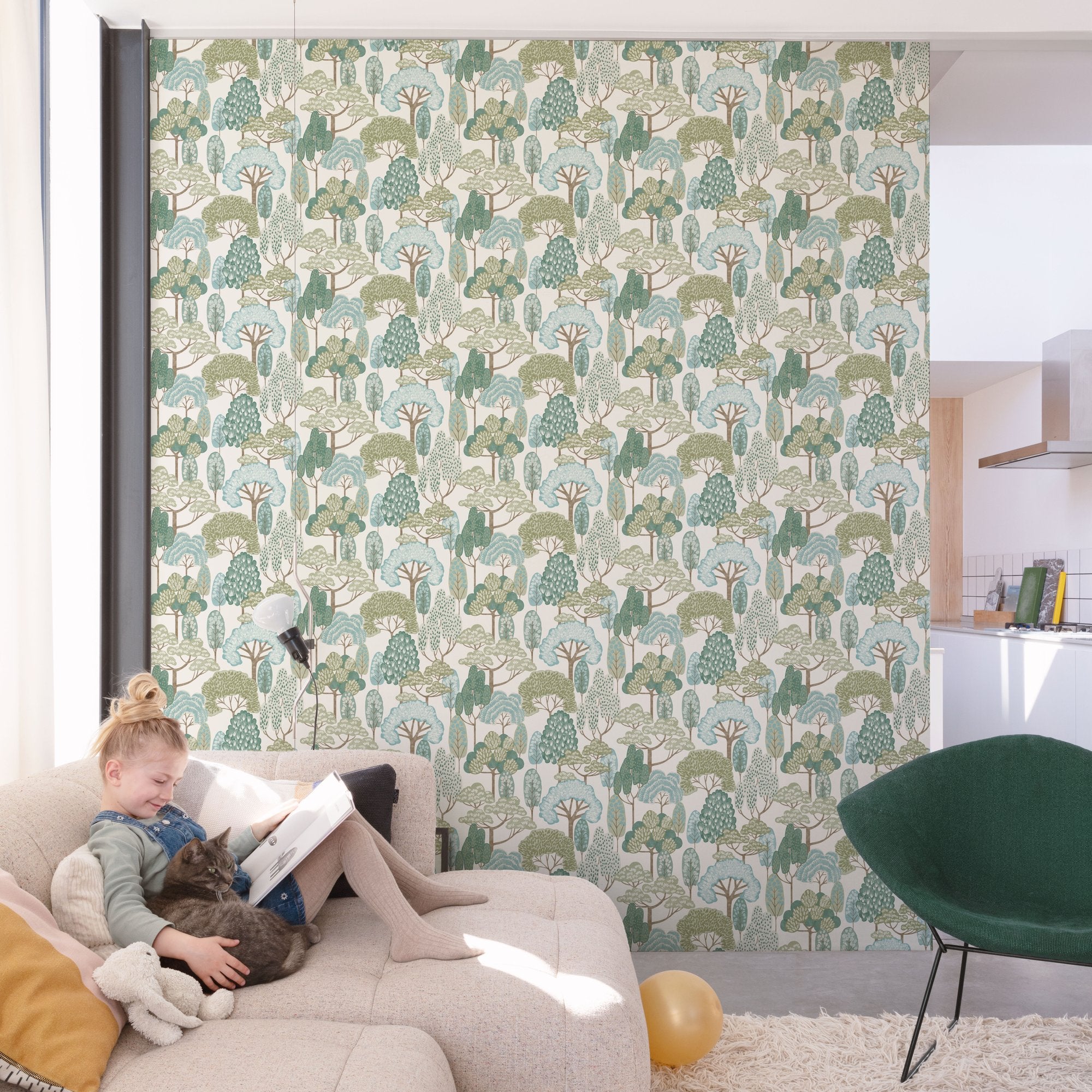 Trees Motive Wallpaper in green color - pattern number GDLD2109 - by Grandeco in the Little Dreamers collection