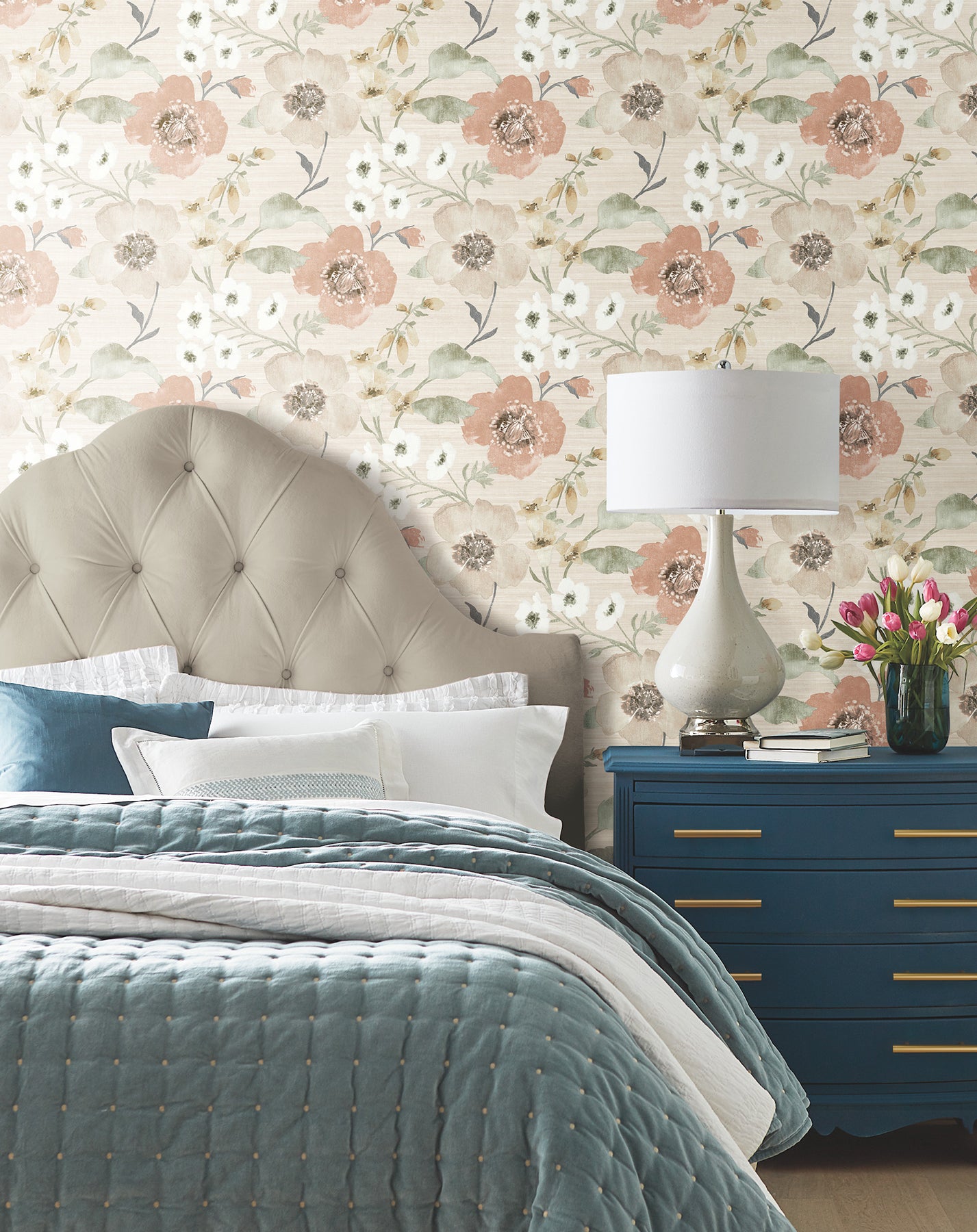 Evelyn wallpaper in apricot color - pattern number LL3201 - by Antonina Vella in the Layered Luxe collection