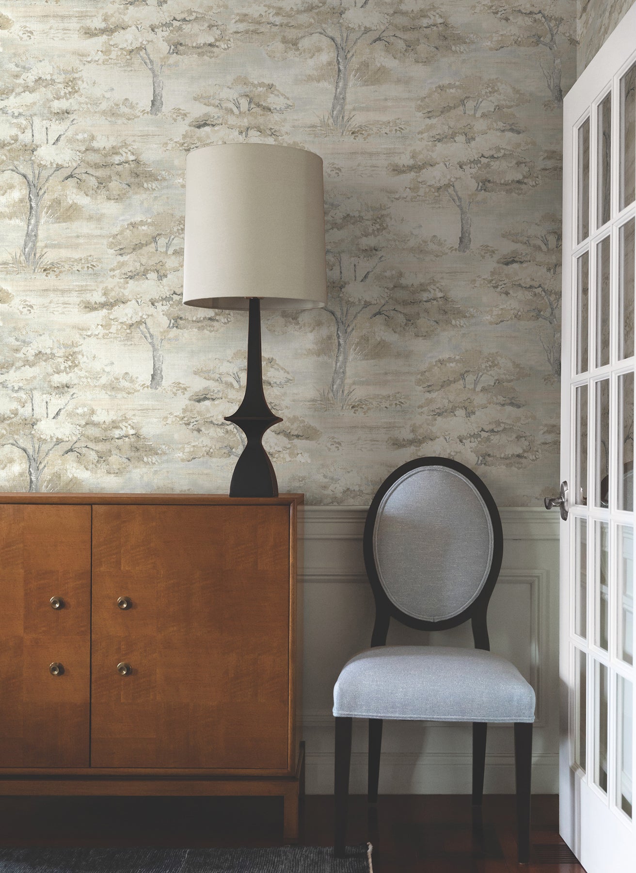 Moreno wallpaper in neutral color - pattern number LL3227 - by Antonina Vella in the Layered Luxe collection