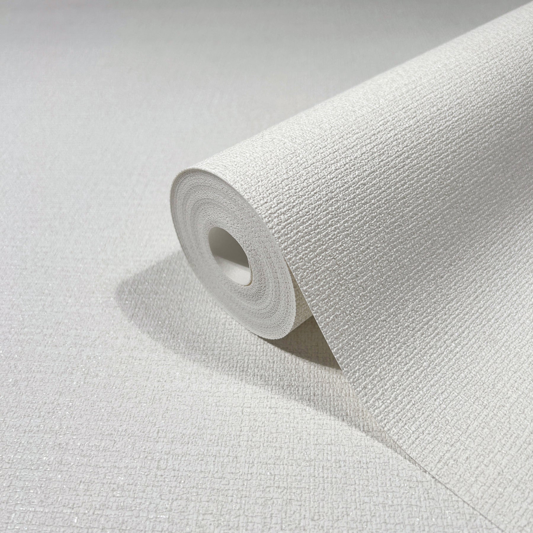 Cabric wallpaper in white color - pattern number MA34914 - by Antonina Vella in the Opulent Accents collection