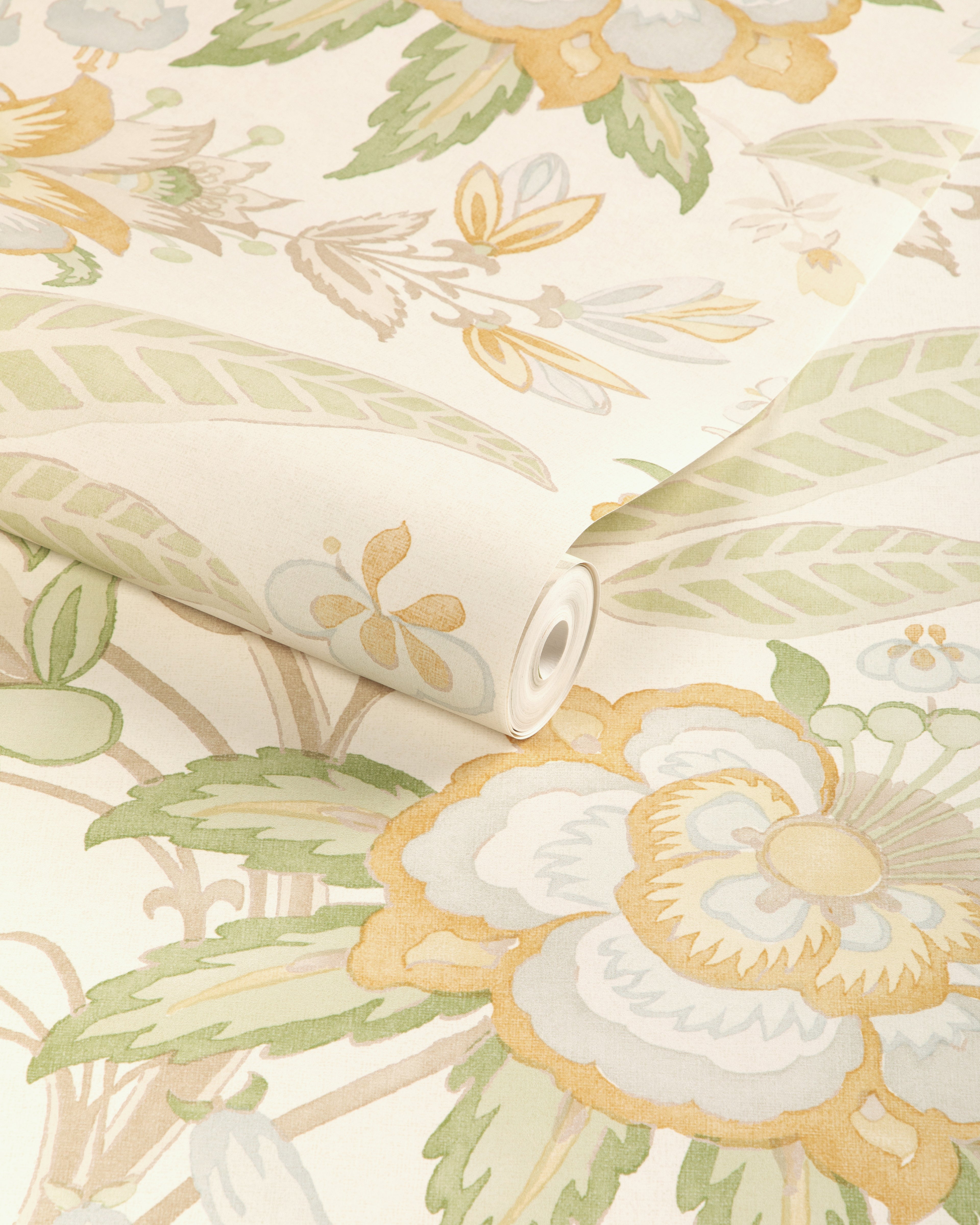 Davenport Paper Wallpaper in golden color - pattern number P2018103.423.0 - by Lee Jofa in the Garden Walk collection