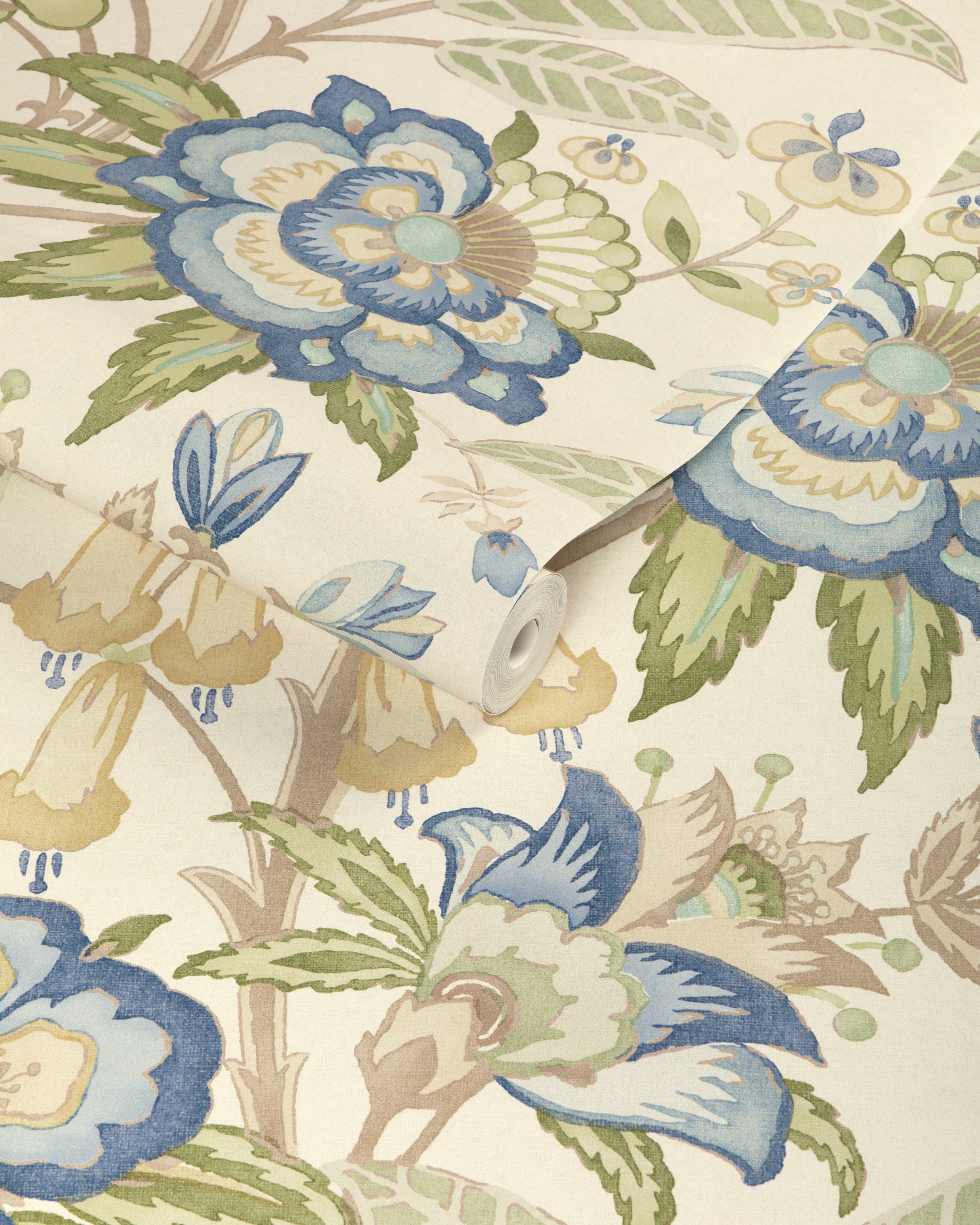 Davenport Paper Wallpaper in pacific color - pattern number P2018103.530.0 - by Lee Jofa in the Garden Walk collection