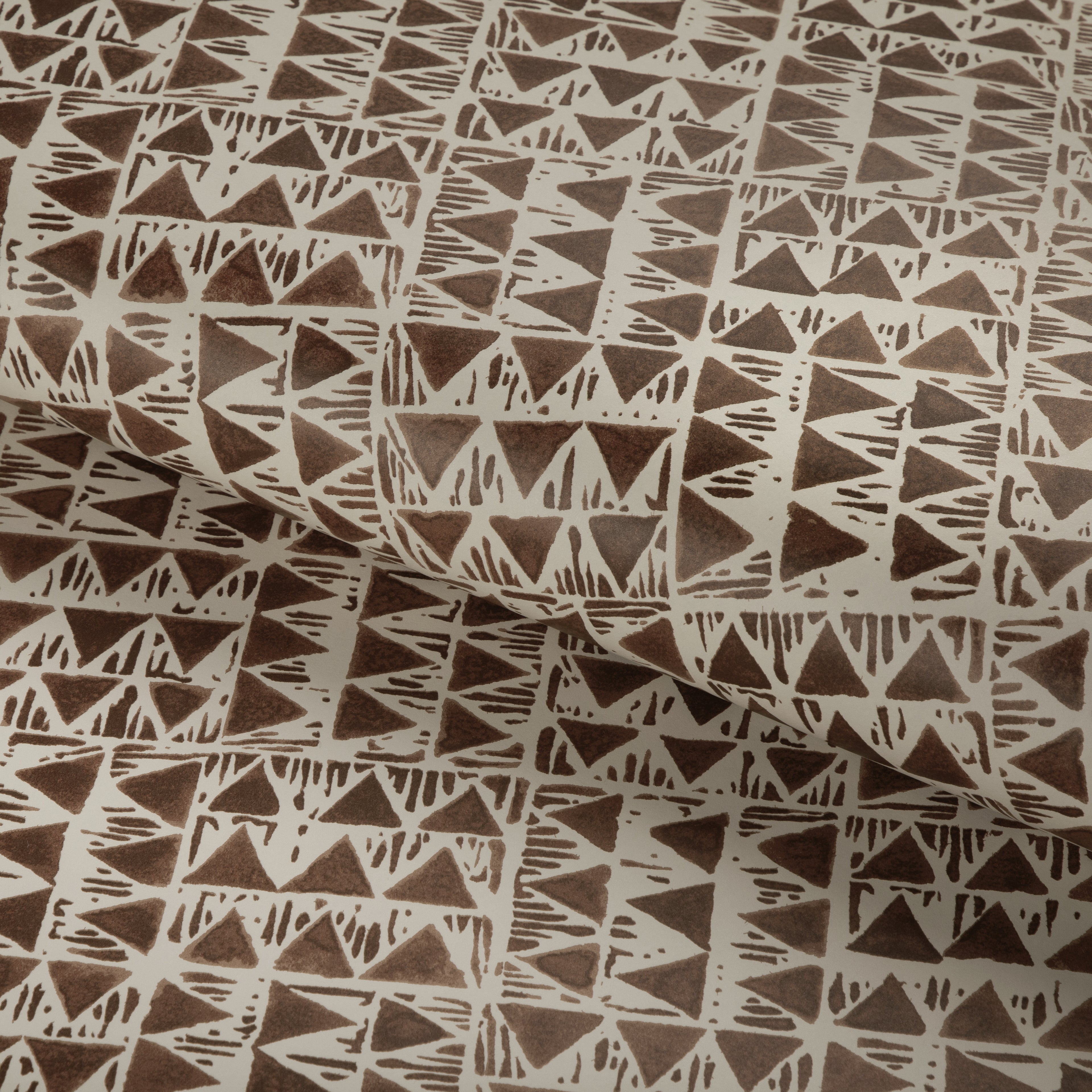Yampa Paper Wallpaper in java color - pattern number P2020114.6.0 - by Lee Jofa in the Clare collection