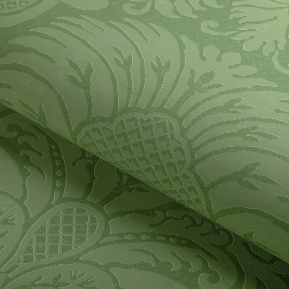Hancock Wallpaper in Green color - pattern number P2022107.3.0 - by Lee Jofa in the Bunny Williams Arcadia collection
