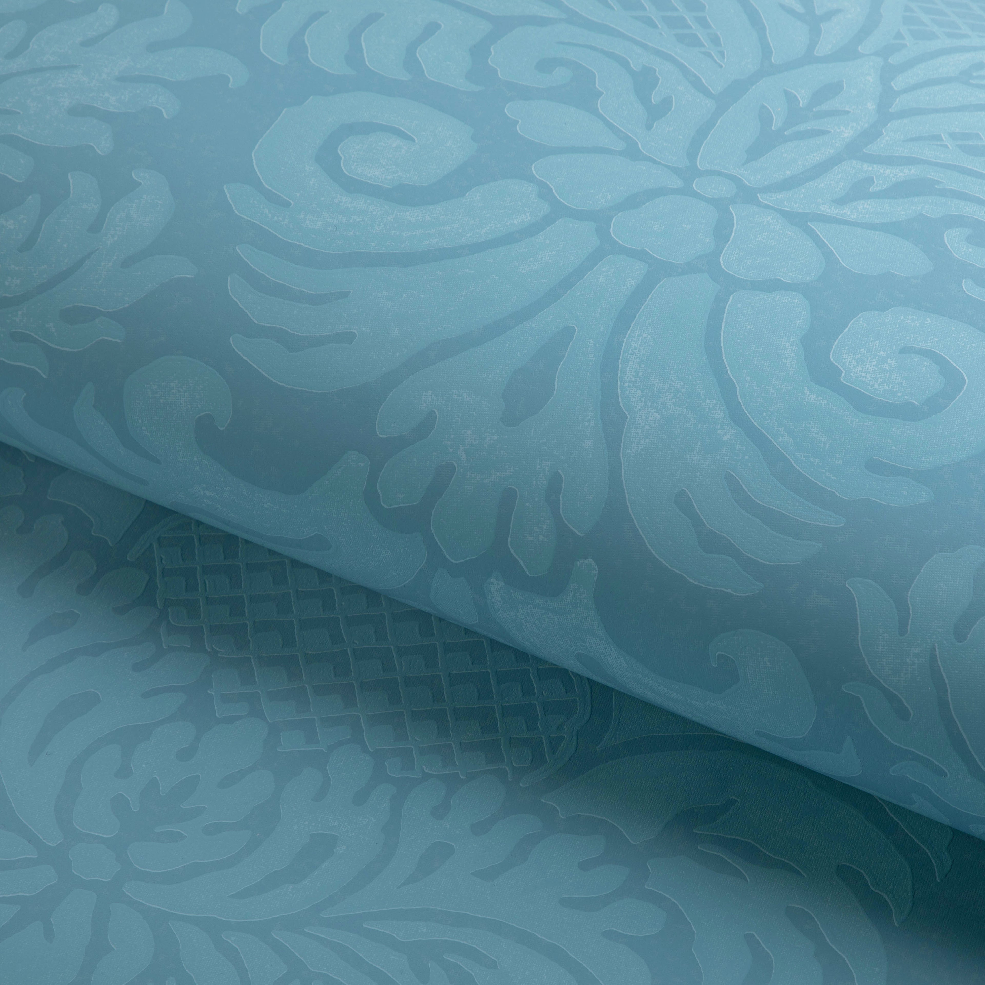 Hancock Wallpaper in Blue color - pattern number P2022107.5.0 - by Lee Jofa in the Bunny Williams Arcadia collection