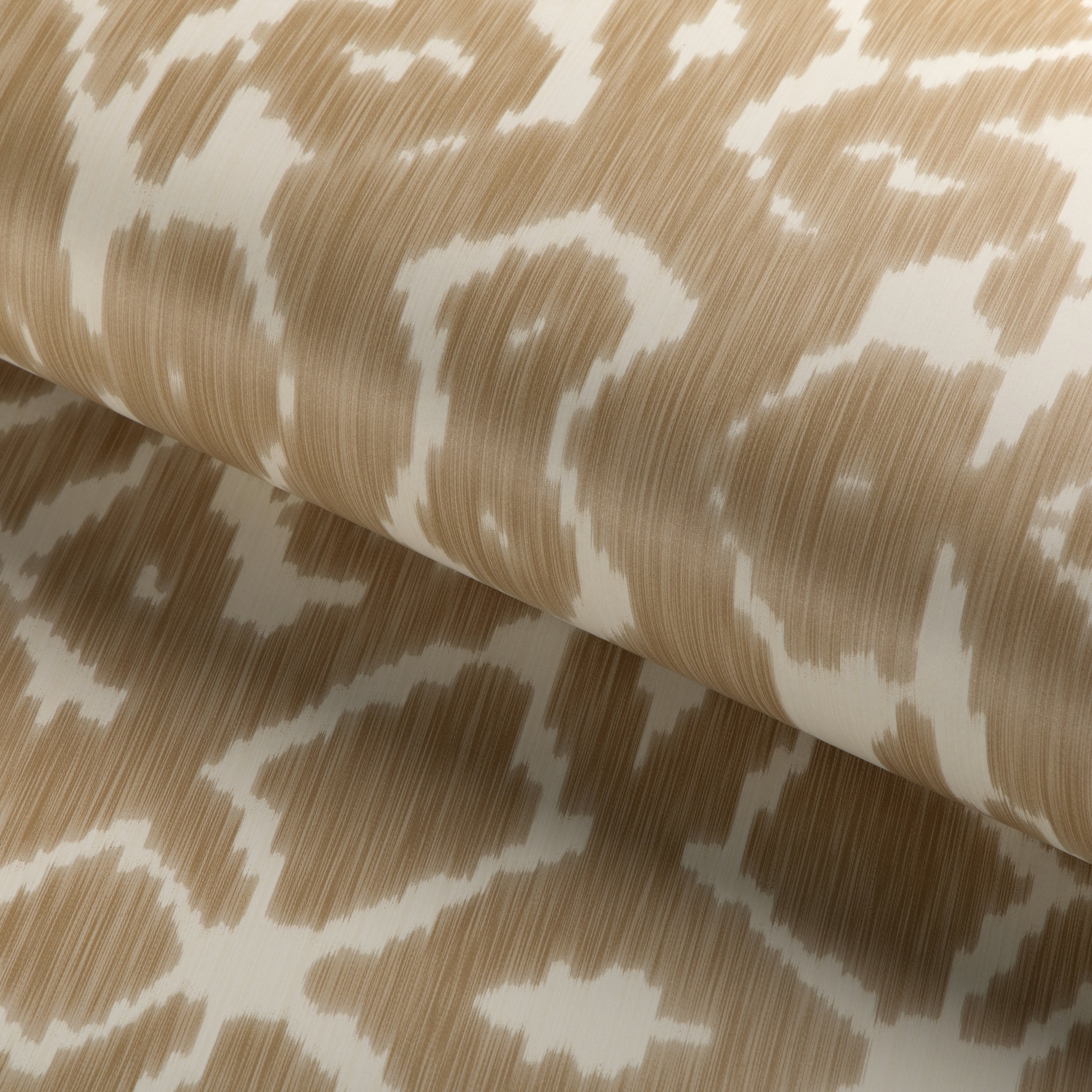 Toponas Paper Wallpaper in sand color - pattern number P2023100.116.0 - by Lee Jofa in the Clare collection