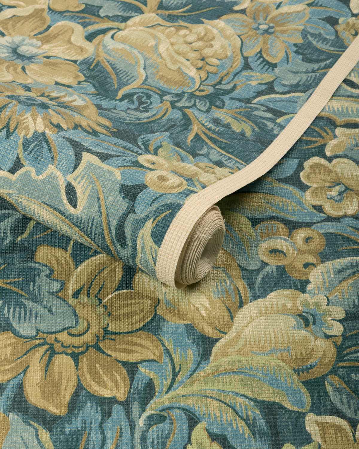 Harper Wallpaper in Indigo color - pattern number P2025122.530.0 - by Lee Jofa in the Whitley Hall collection