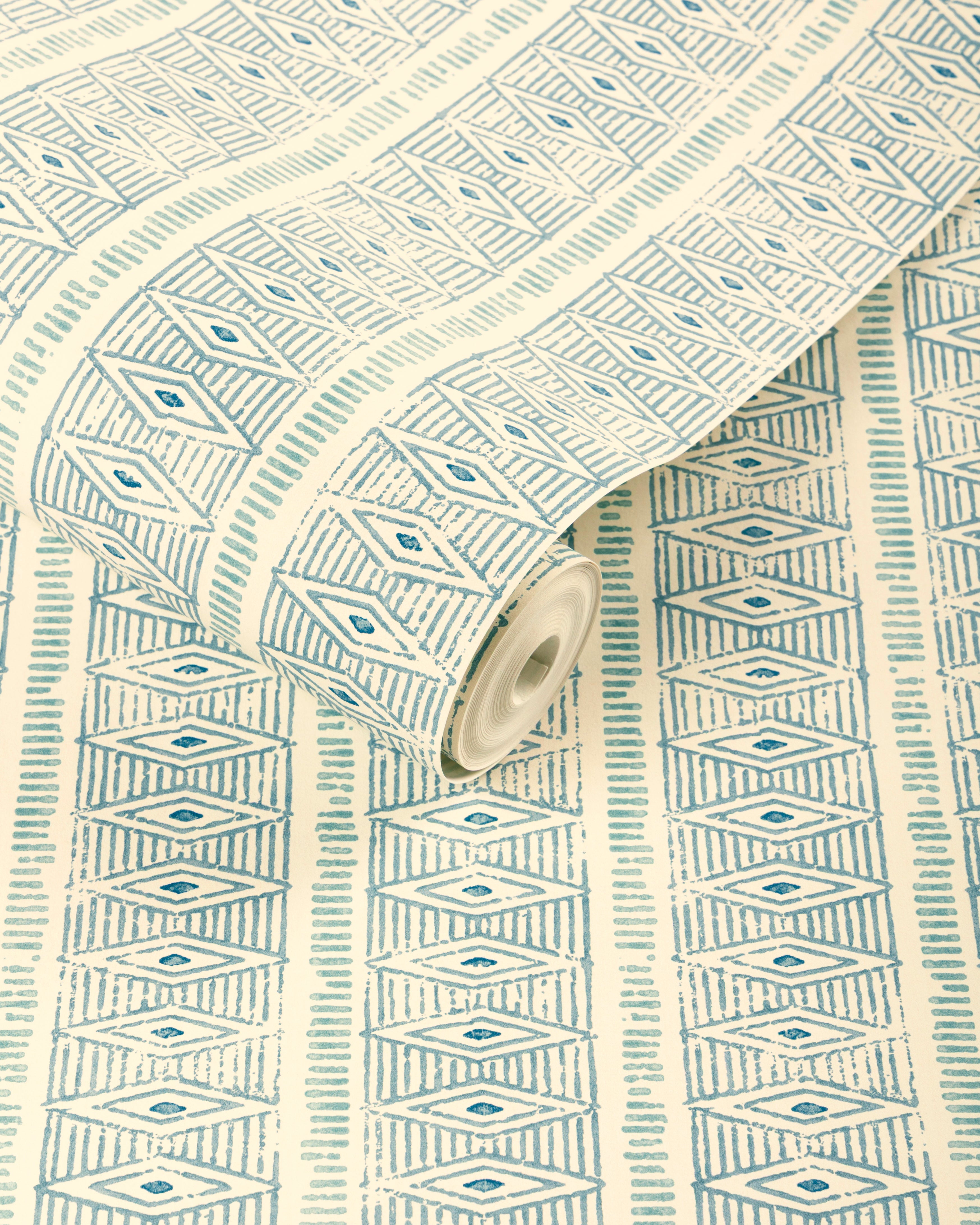Hawkins Wallpaper in Ocean color - pattern number P2026109.155.0 - by Lee Jofa in the Arley collection