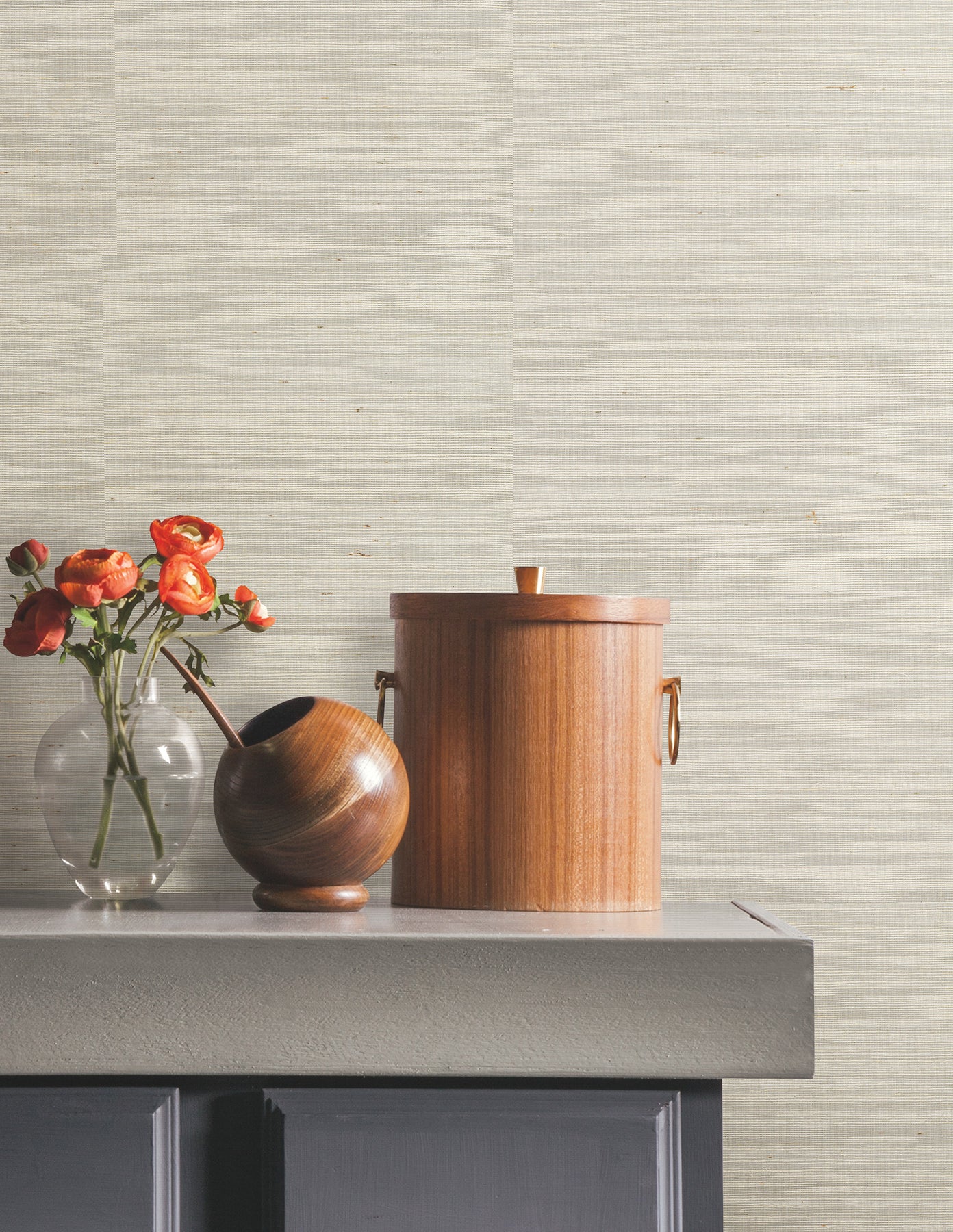 Natural Sisal Grasscloth Peel and Stick wallpaper in white color - pattern number PSW1595RL - by York in the Natural Grasscloth Peel and Stick Wallpaper collection