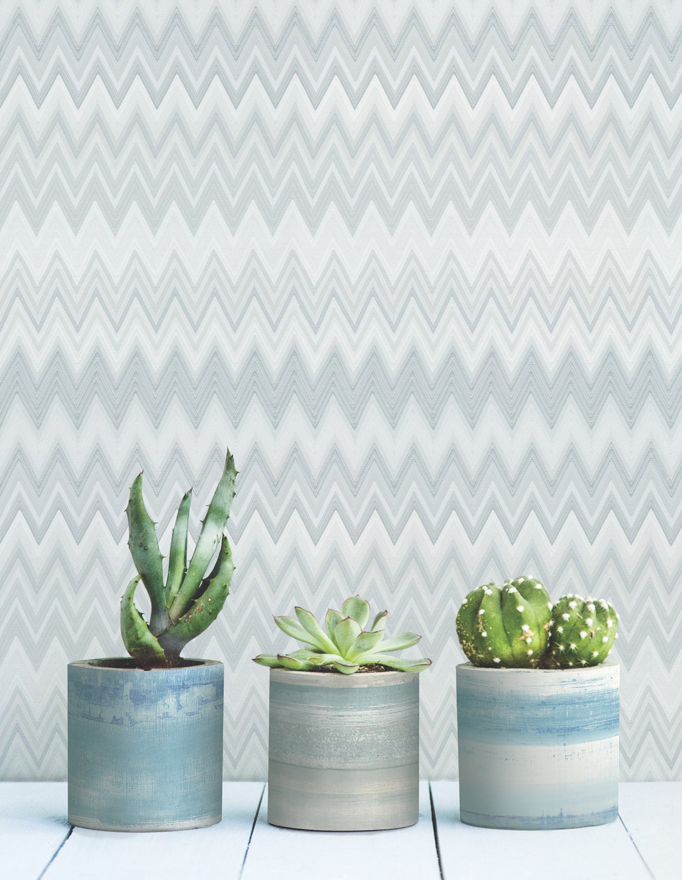 Zig Zag Peel and Stick wallpaper in white color - pattern number PSW1640RL - by York in the Missoni Peel and Stick Wallpaper collection