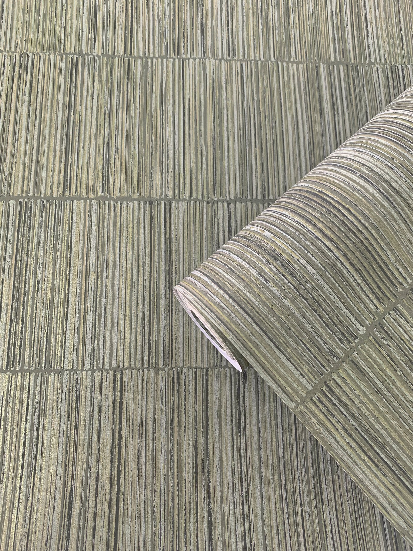 Bamboo wallpaper in silver grey color - pattern number SP-JA3003 - by Galerie in the Boutique collection