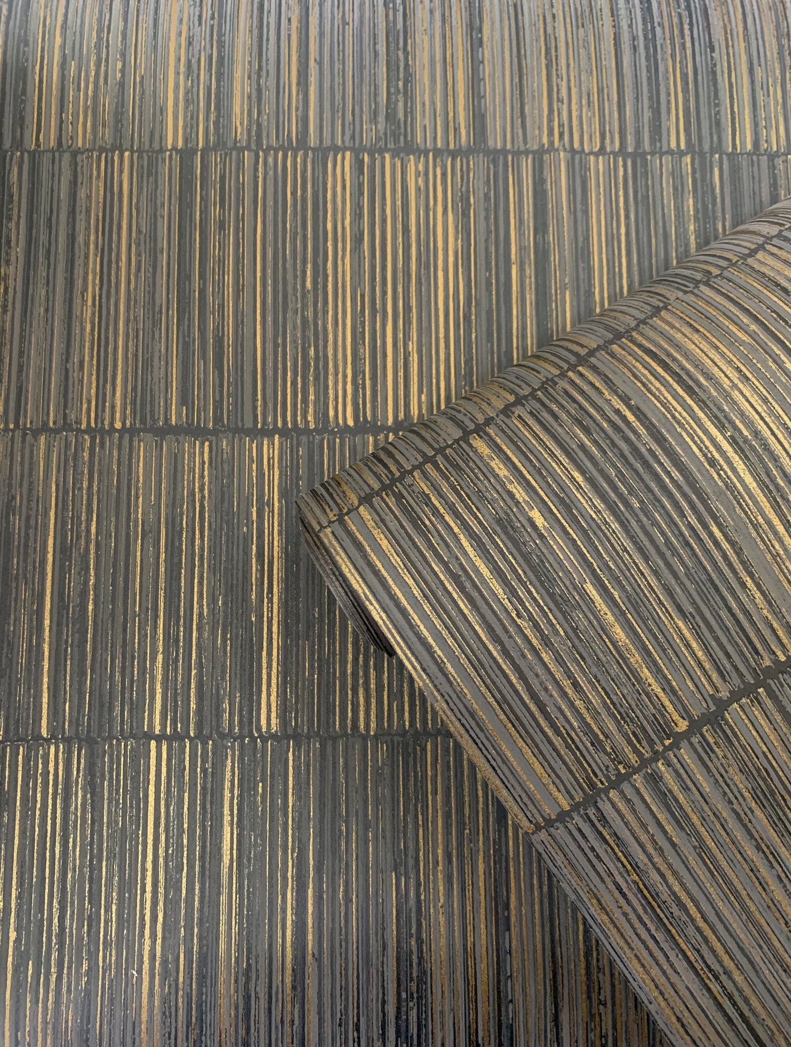 Bamboo wallpaper in bronze brown color - pattern number SP-JA3007 - by Galerie in the Boutique collection